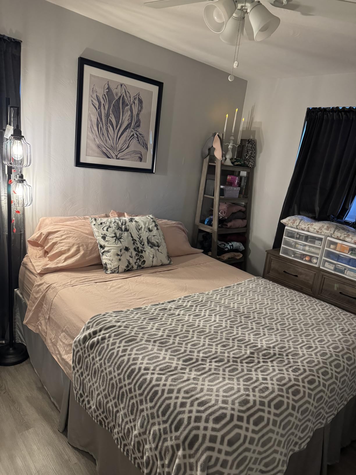 Best Price Mattress King Size Black Metal Bed Frame with 18 Inch Style customer photo 1