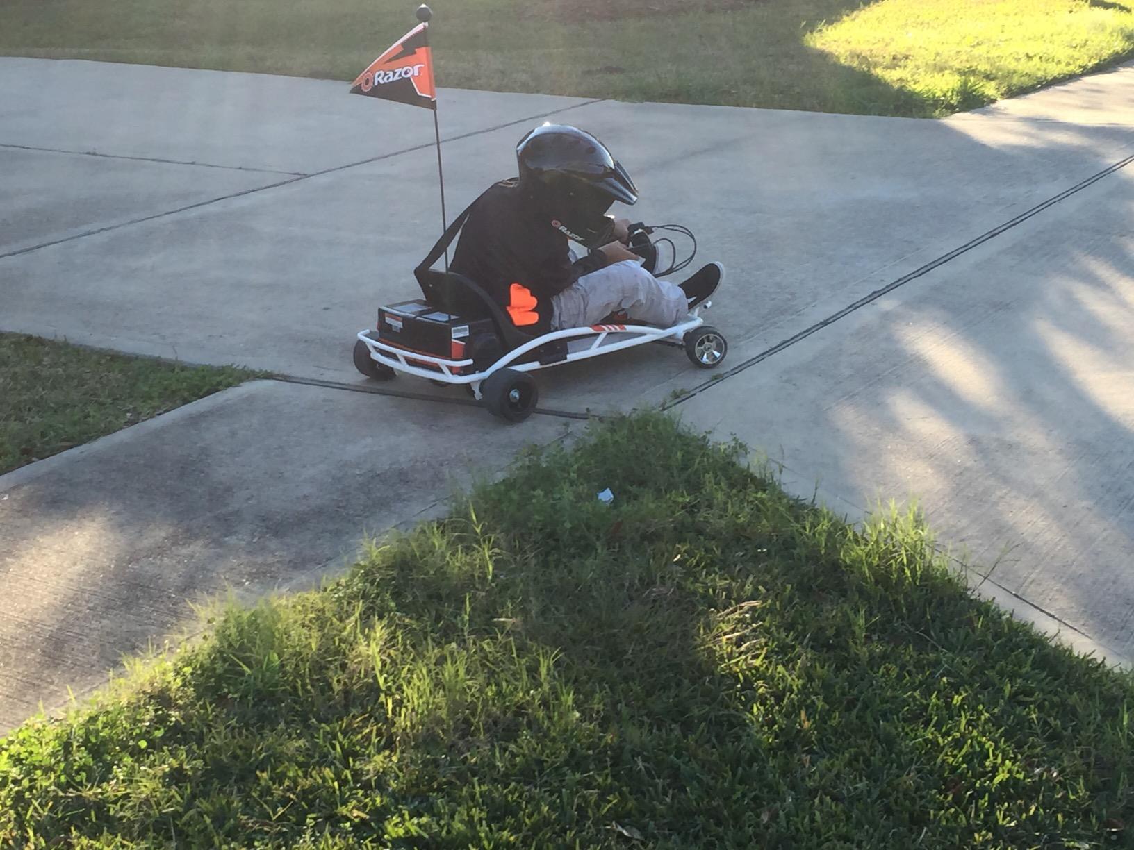 Ground Force One Go Kart | Electric Race Cart customer photo 2