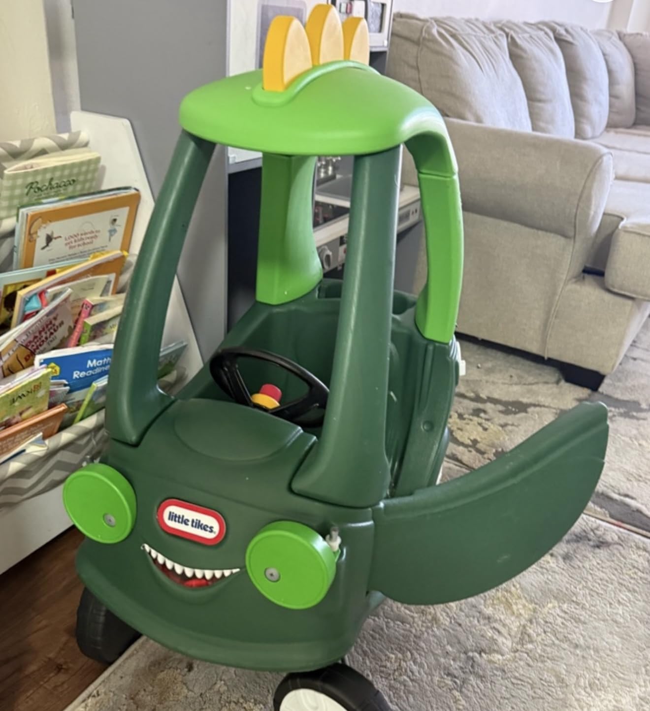 Little Tikes T-Rex Cozy Coupe – (Amazon Exclusive) customer photo 1