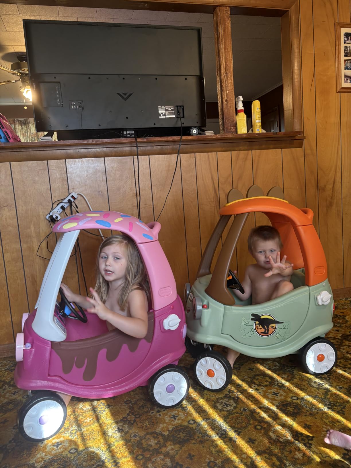 Little Tikes T-Rex Cozy Coupe – (Amazon Exclusive) customer photo 2