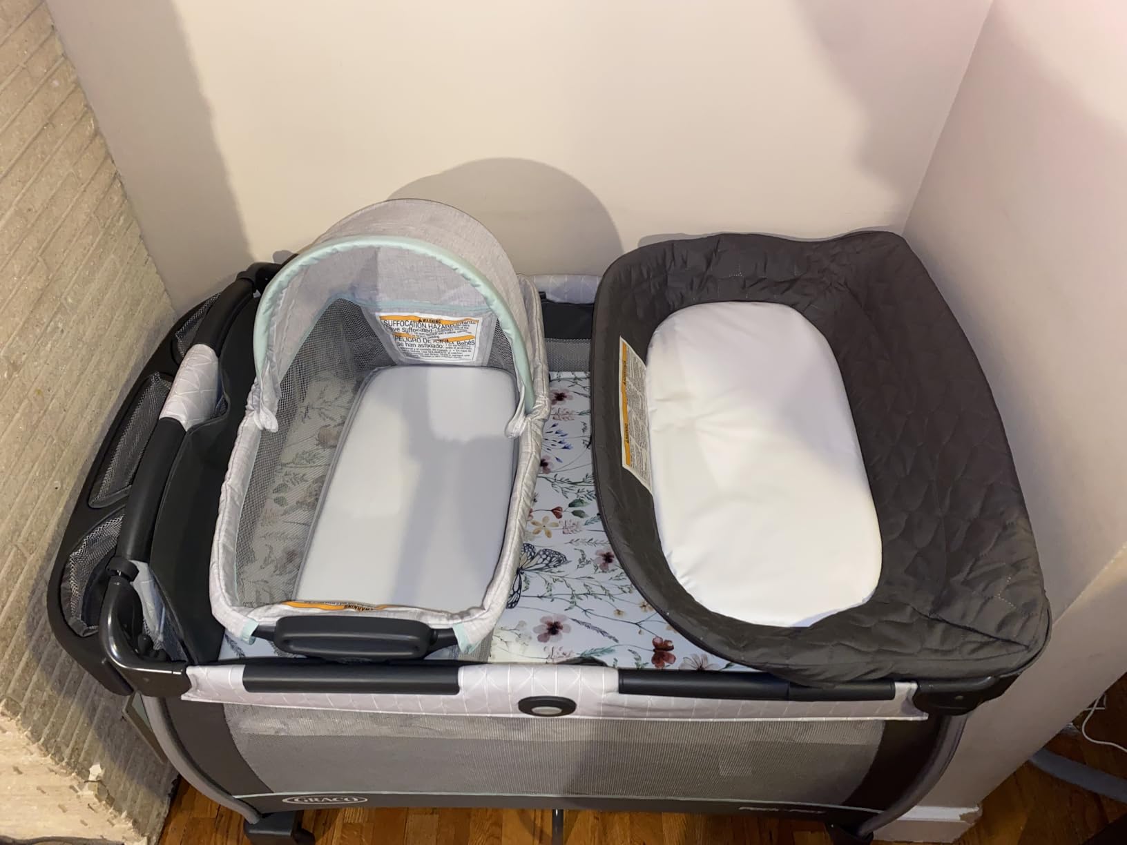 Graco Pack 'n Play Day2Dream Travel Bassinet Playard Features Portable Bassinet Diaper Changer and More (Lo, Lo) customer photo 1