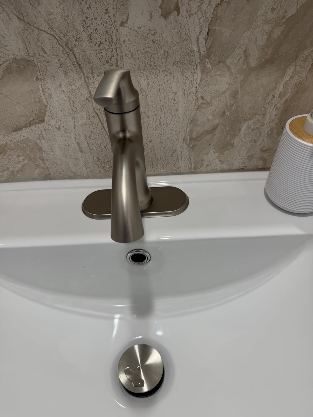 Moen 84980SRN Wellton 1-Handle Bath Faucet w/Drain, Spot Resist Nickel customer photo 2
