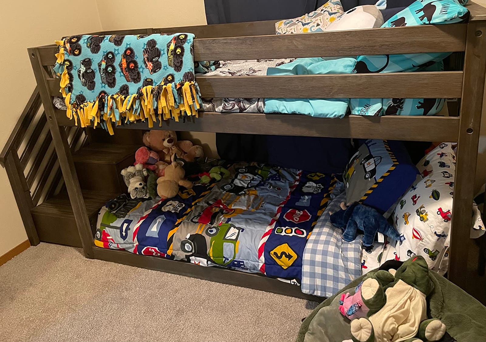Max & Lily Low Bunk Bed, Twin-Over-Twin Bed Frame For Kids With Stairs, White customer photo 2