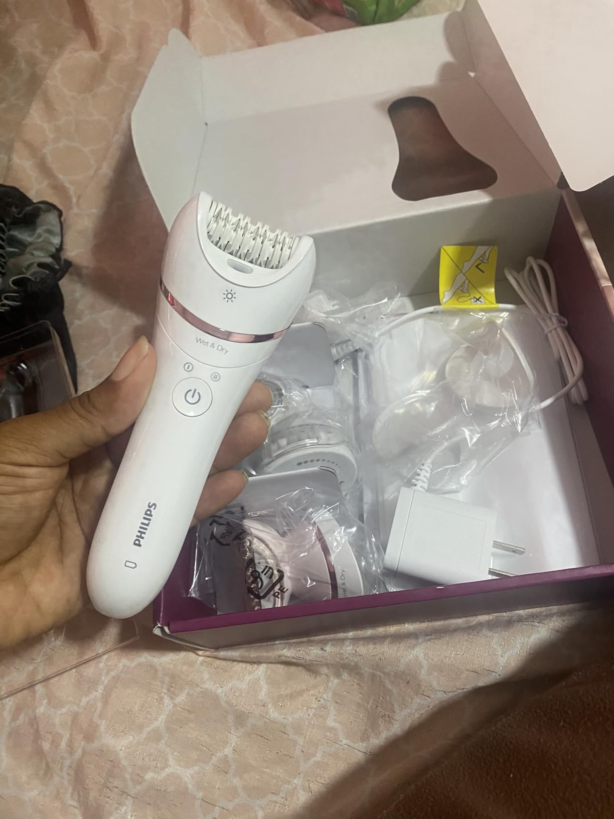 Philips Epilator Series 8000 5 in 1 Shaver for Women, Trimmer, Pedicure and Body Exfoliator with 9 Accessories, BRE740/14 customer photo 1