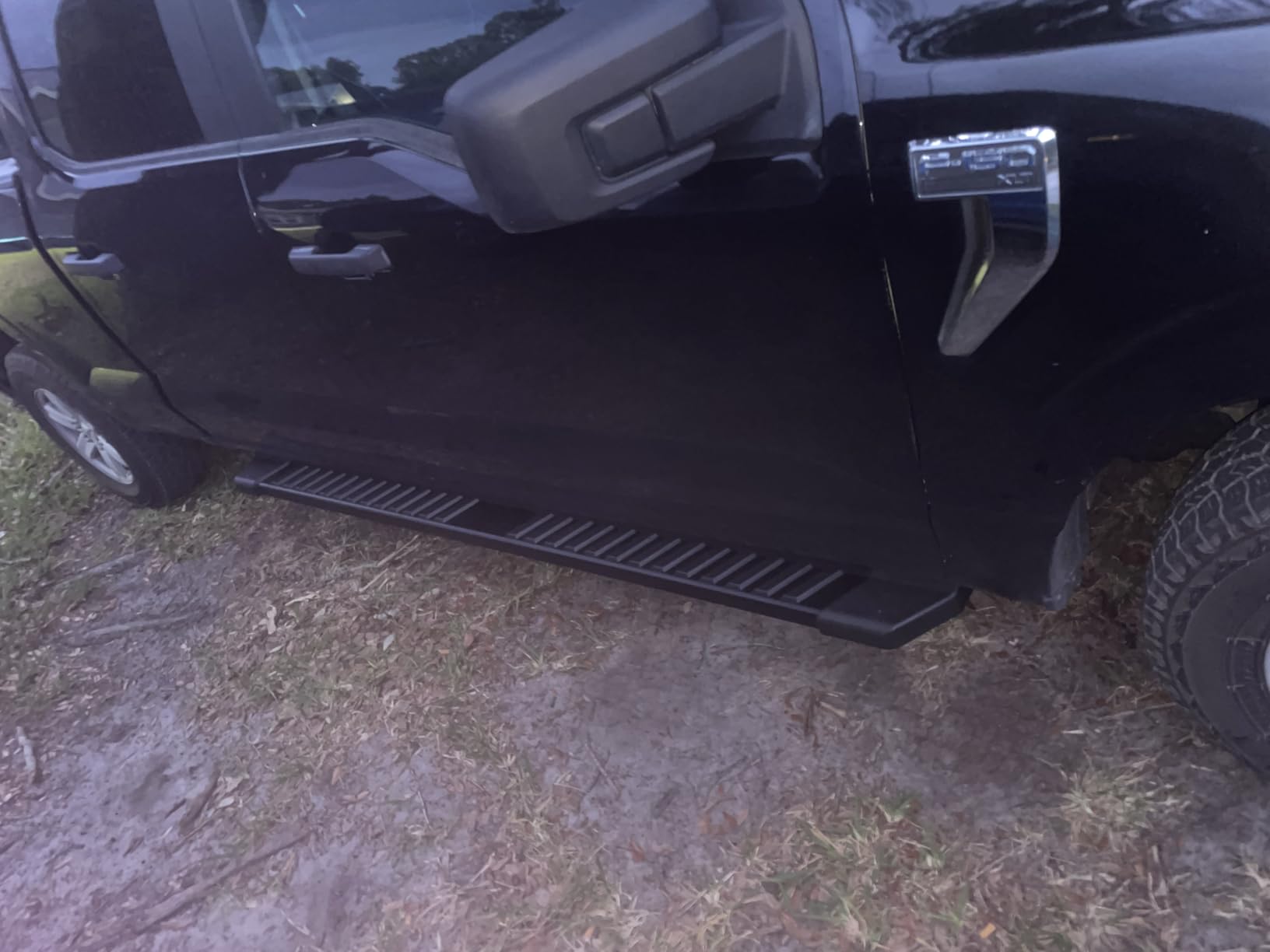COMNOVA Pair Running Board Nerf Bar Compatible with 15-26 Ford F150 Superduty Crew Cab(4 Full Size Doors) Rocker Slider Side Steps,Width 6 Inches V Style.with OE Style Brackets customer photo 1