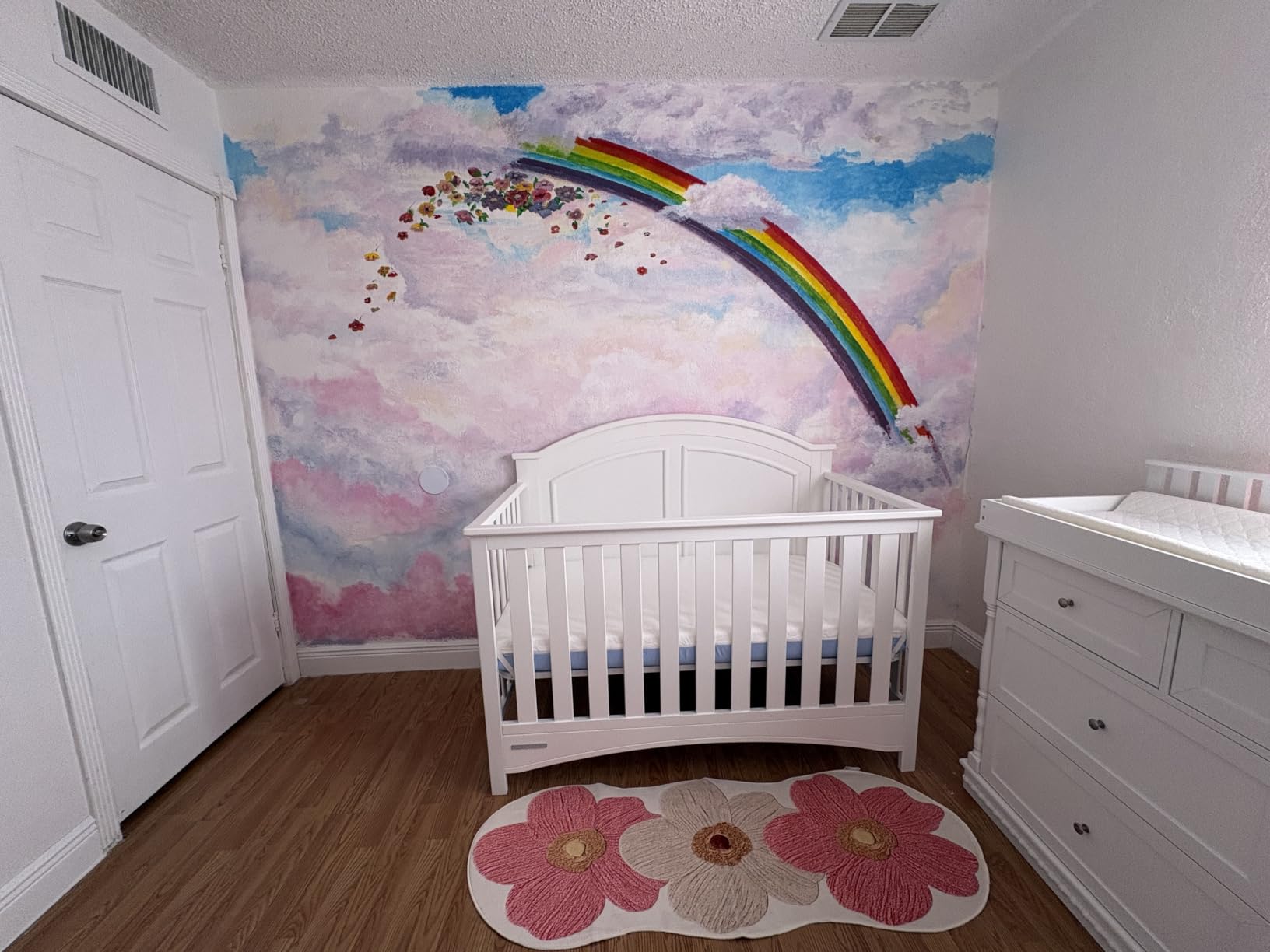 Delta Children Perry 6-in-1 Convertible Crib - Greenguard Gold Certified, Bianca White customer photo 2