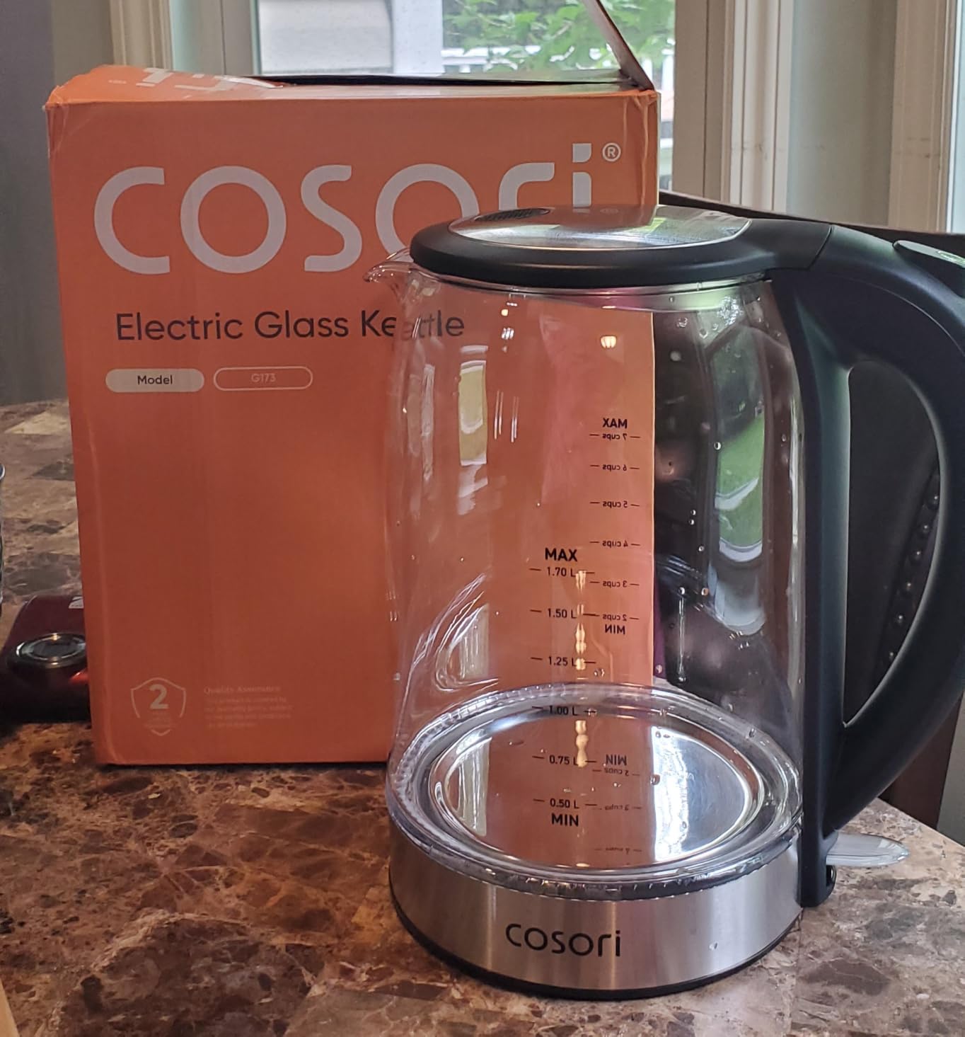Cosori Electric Kettle, No Plastic Contact with Water, 1.7L, Black customer photo 1