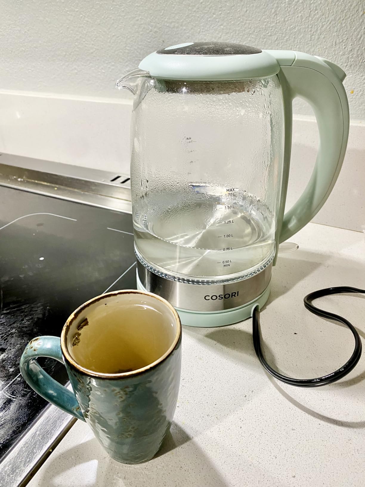 Cosori Electric Kettle, No Plastic Contact with Water, 1.7L, Black customer photo 2