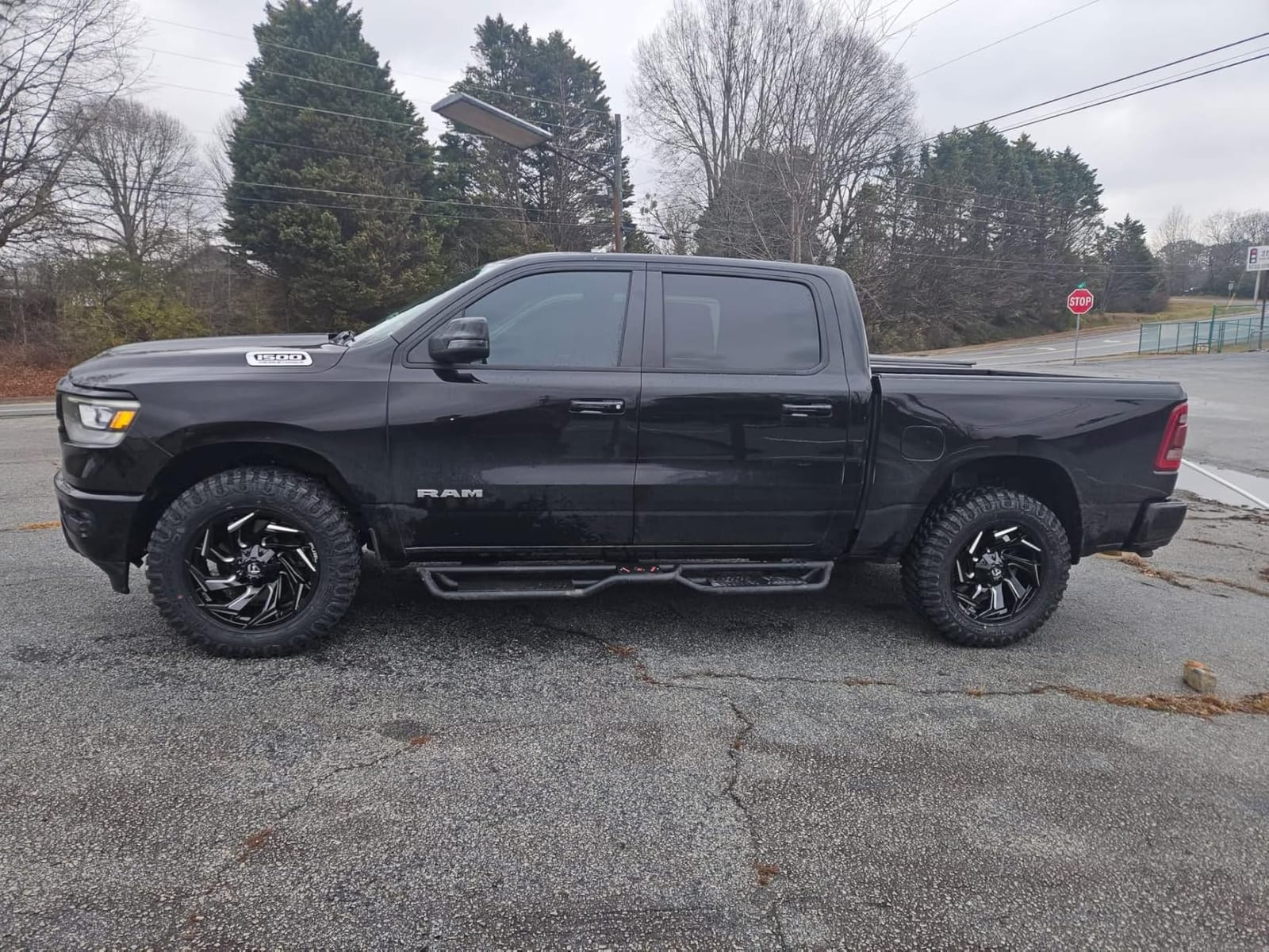 Fuel D755 Reaction 20x10 6x135/6x5.5