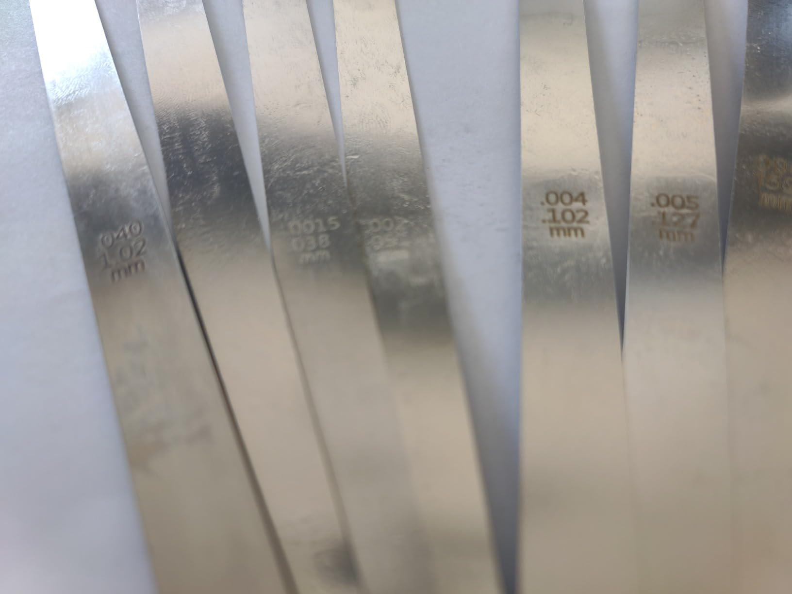 Hotop 25 Blades Steel Feeler Gauge for Measuring Gap, 0.038-1.02mm customer photo 1