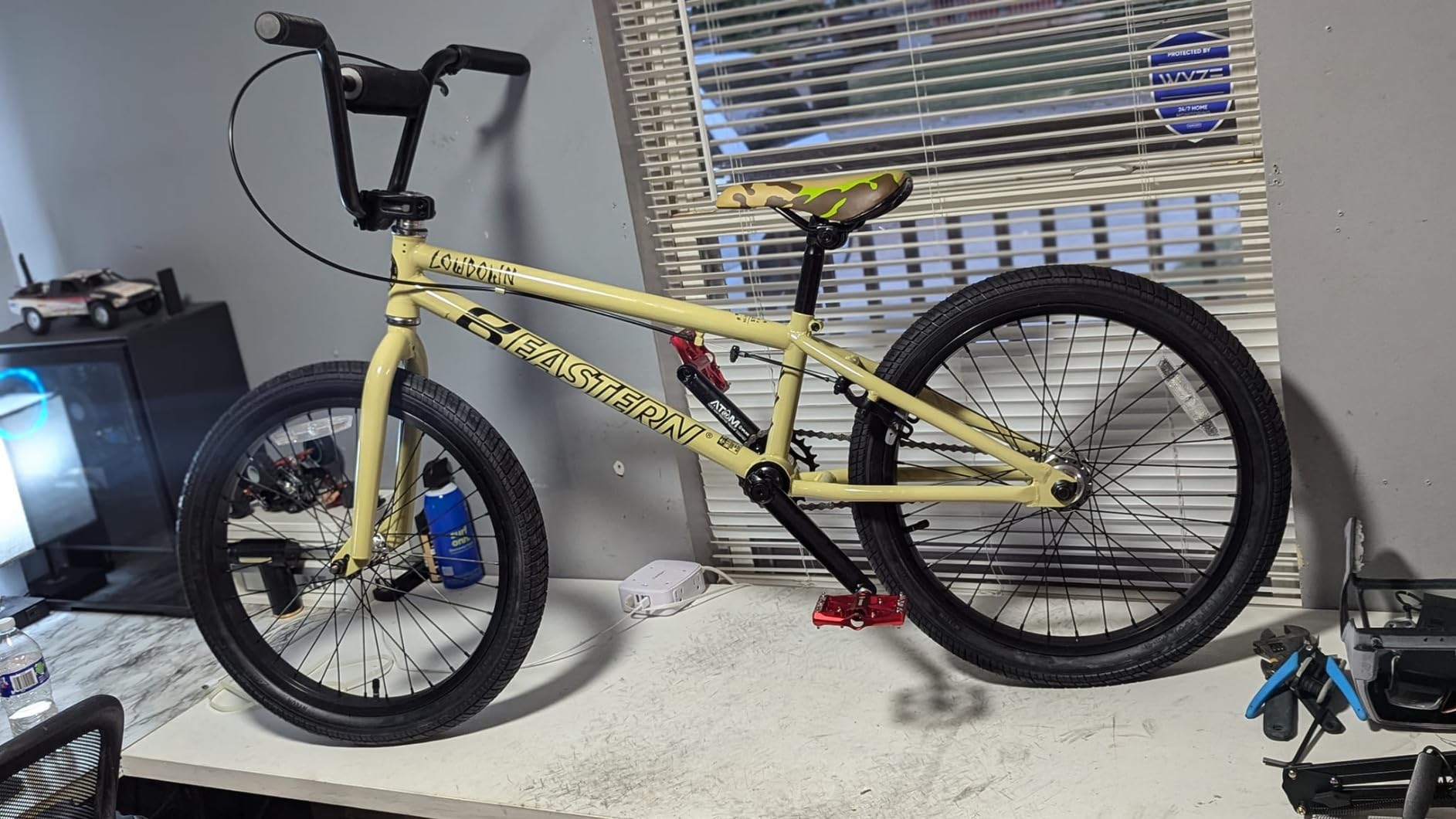 Eastern Bikes Eastern BMX Bikes - Lowdown Model 20 Inch Bike. Lightweight Freestyle Bike Designed by Professional BMX Riders at customer photo 2