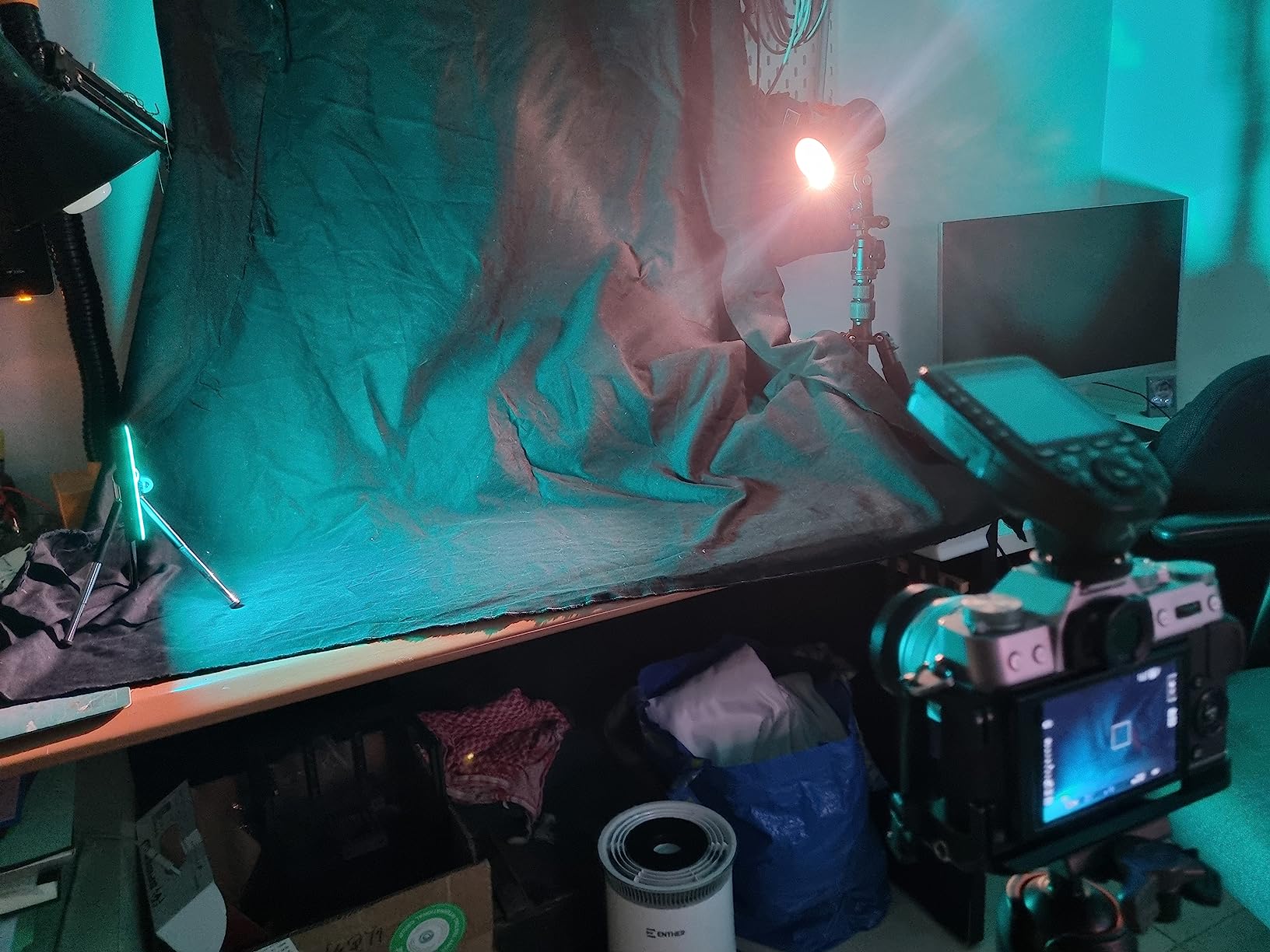 Ulanzi VL120 RGB Video Light On-Camera, 3100mAh, 2500-9000K Pocket Lights customer photo 2