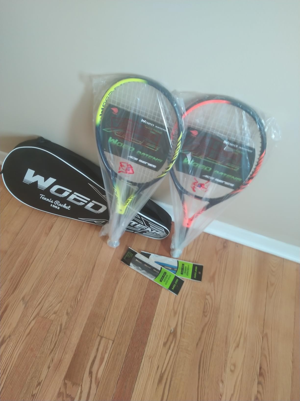 Pro Tennis Racket for Adults, 2 Player 27 inch Speed Tennis Racquet Acceptable for Beginner and Professional with 3 Tennis Balls, 2 Vibration Dampes, 2 Overgrips, Tennis Bag customer photo 1