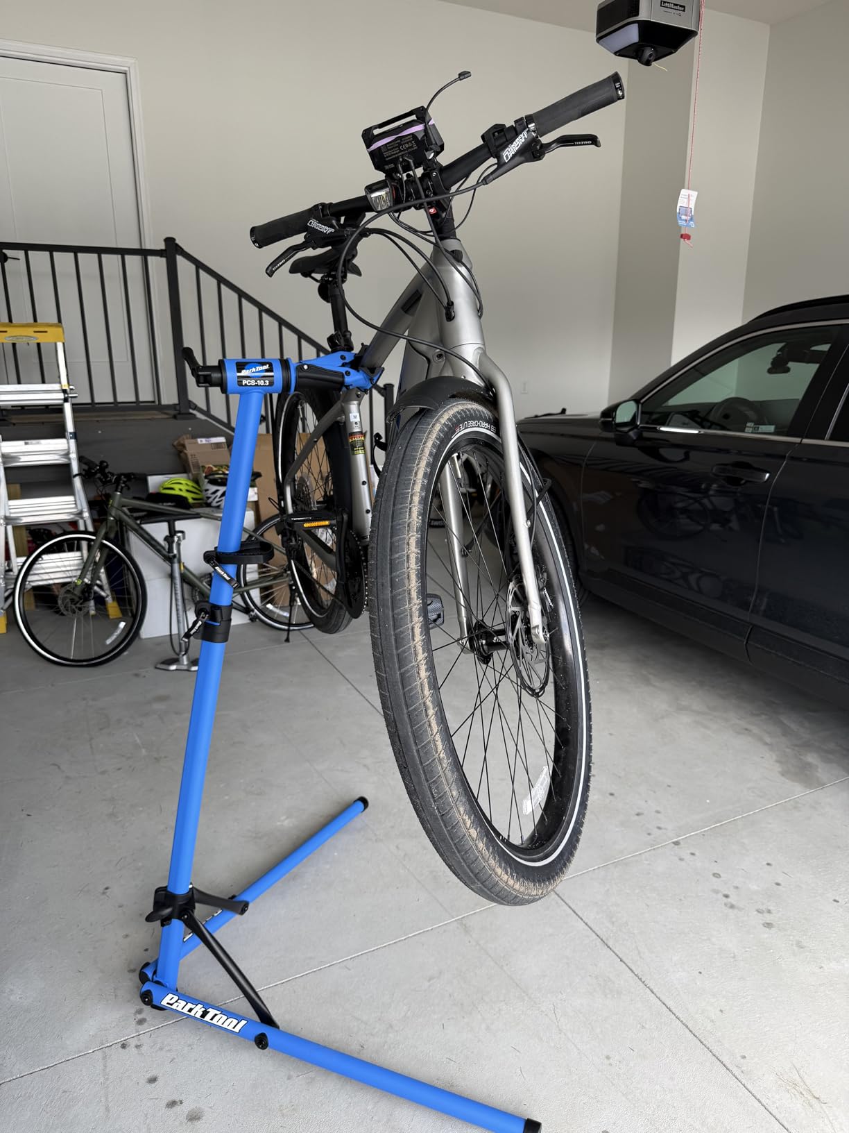 Park Tool PCS-10.3 - Deluxe Home Mechanic Repair Stand customer photo 2
