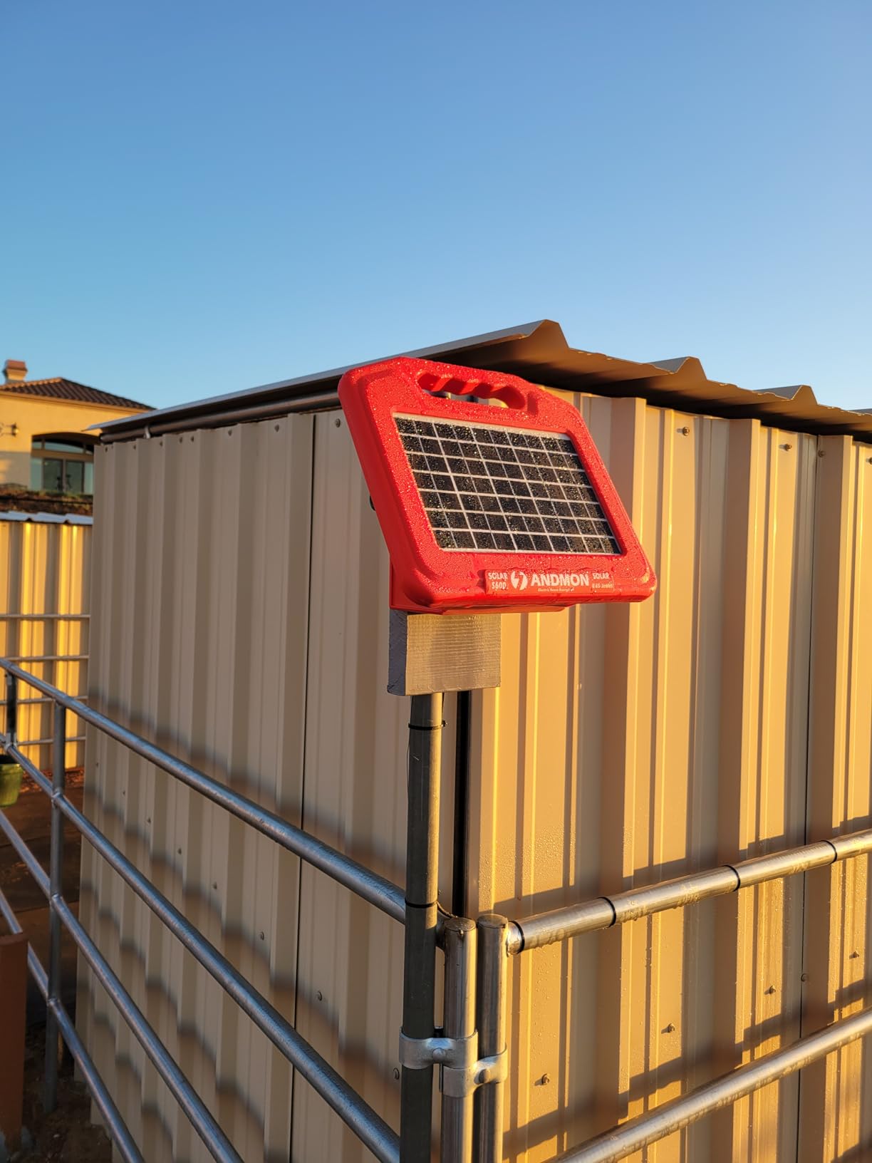 ANDMON S600 Solar Electric Fence Charger - 35 Mile Range, 0.65 Joules Powerful Solar Fence Charger, Ideal for Livestock and Garden Protection customer photo 1