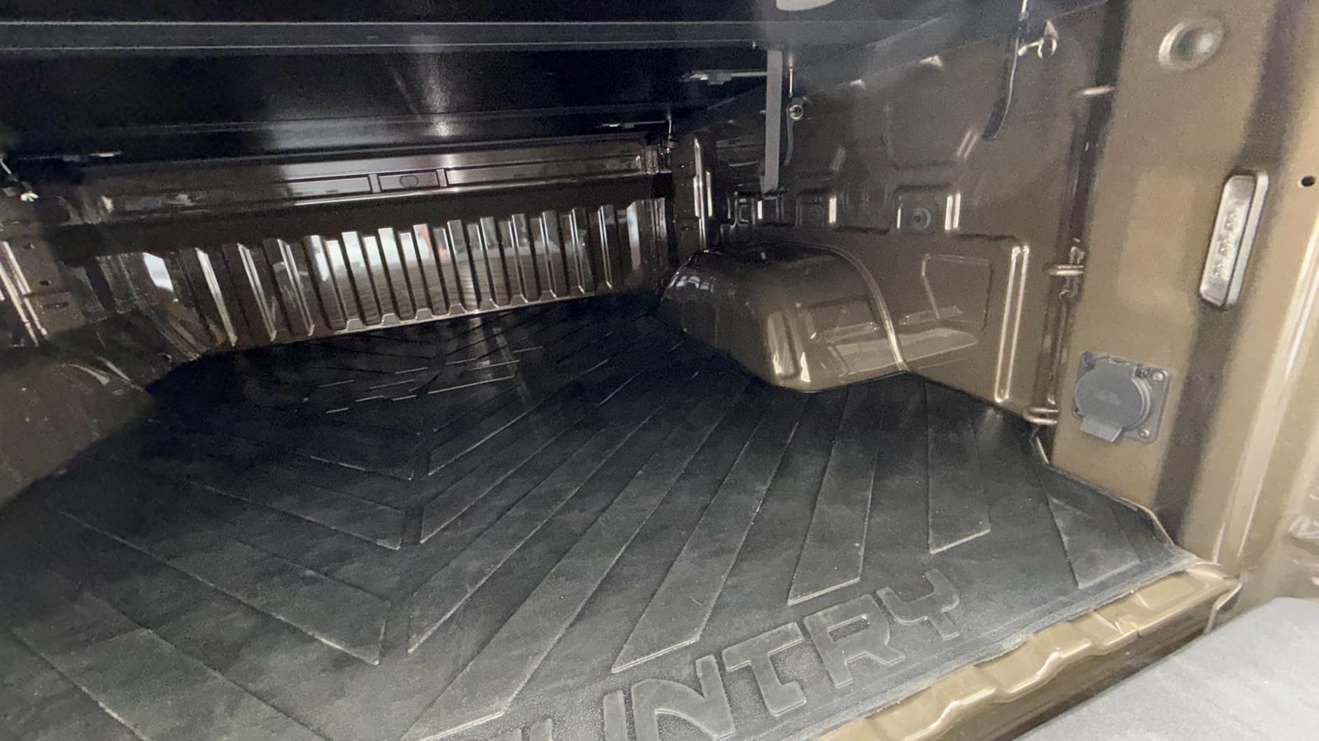Rough Country Truck Bed Mat for Chevy Silverado & GMC Sierra 1500 (2019-2026) – Fits 5'10