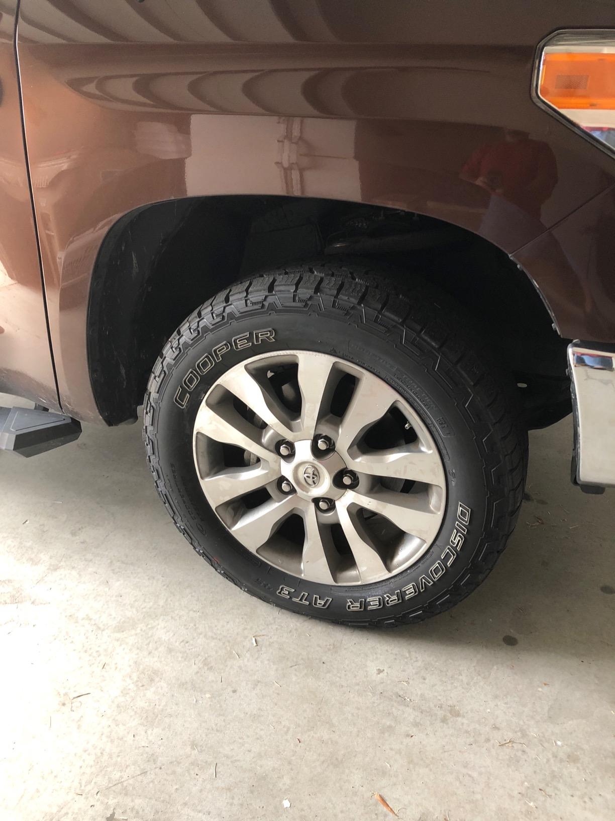 Cooper Discoverer AT3 4S All-Season 235/70R16 106T Tire customer photo 1