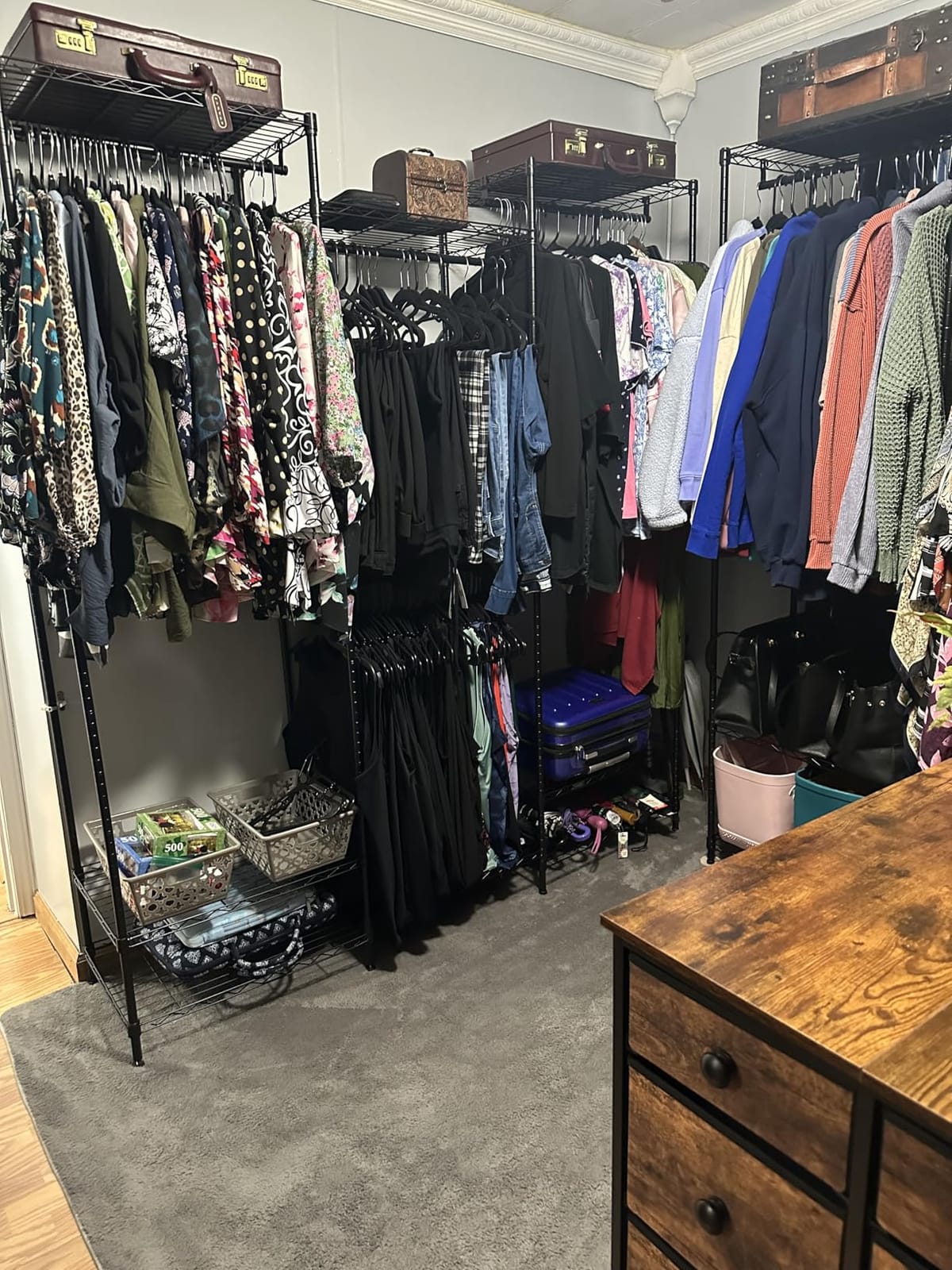 VIPEK V5 Heavy Duty Clothes Rack, Freestanding Modular Closet System, Black customer photo 1