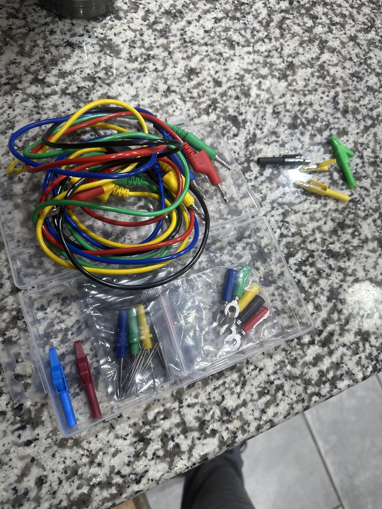 Linkstyle 30PCS Multimeter Test Leads Sets, Banana Plug Test Leads Alligator Clips, Back Piercing Probe Kit with Box for Automotive Diagnostics Electronics customer photo 2