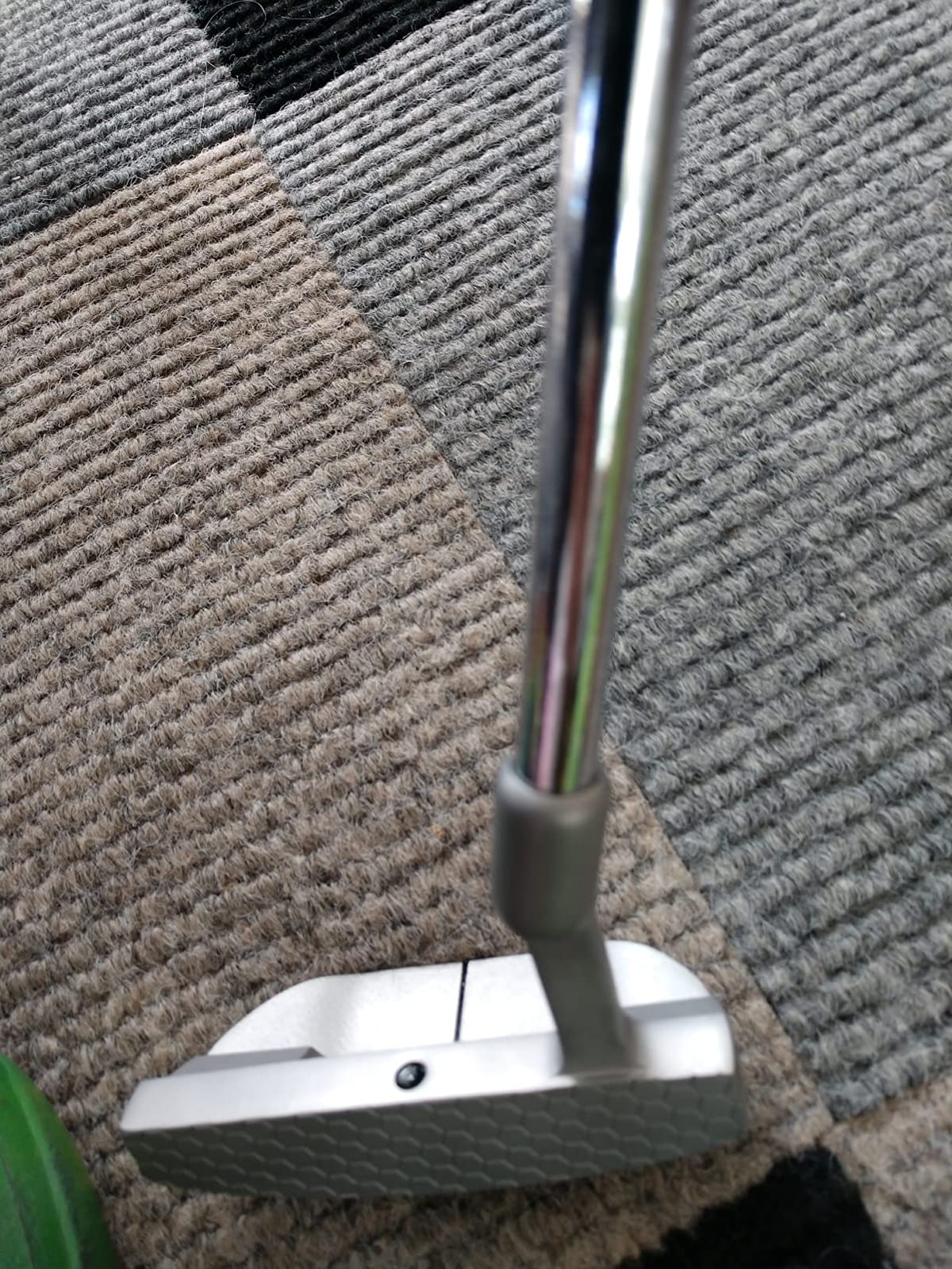 GoSports GS2 Tour Golf Putter – Choose Oversized Grip or Traditional Grip - 34” Right-Handed Mallet Putter with Milled Face customer photo 1