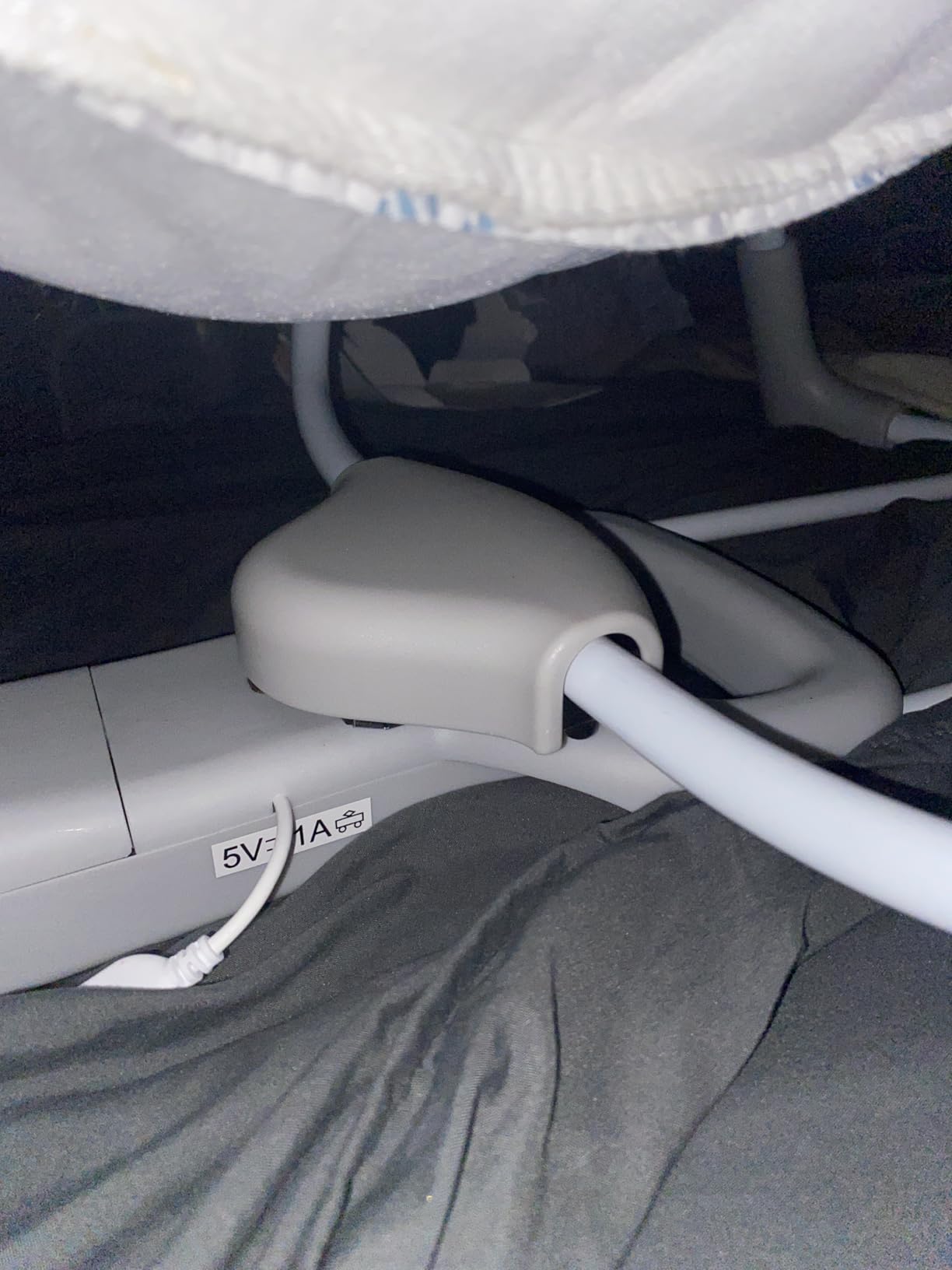Ingenuity ConvertMe 2-in-1 Compact Portable Automatic Baby Swing & Infant Seat, Battery-Saving Vibrations, Nature Sounds, 0-9 Months 6-20 lbs (Swell) customer photo 1