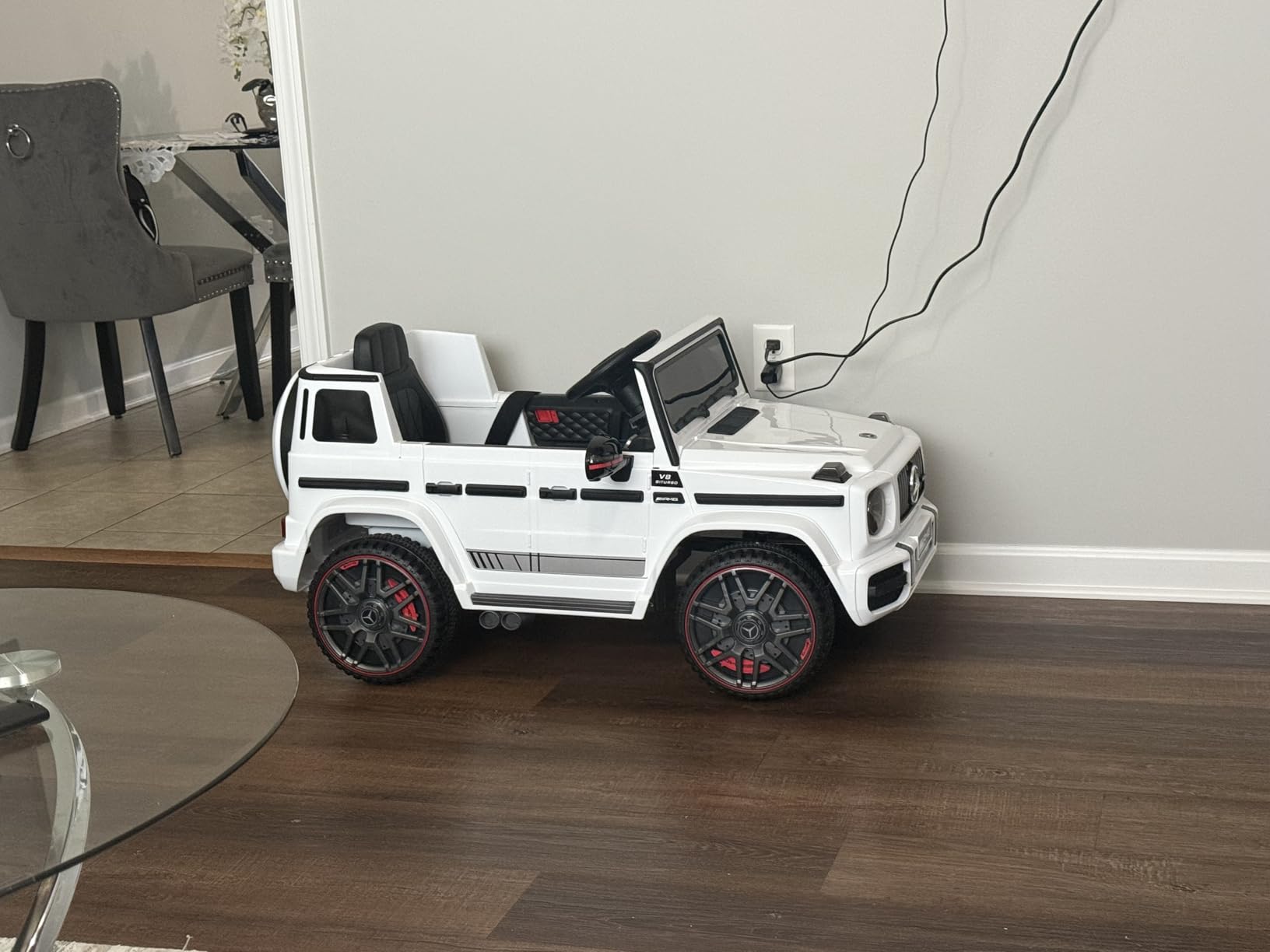 ANPABO 12V 7AH Licensed Mercedes-Benz G63 Electric Car for Kids, White customer photo 2