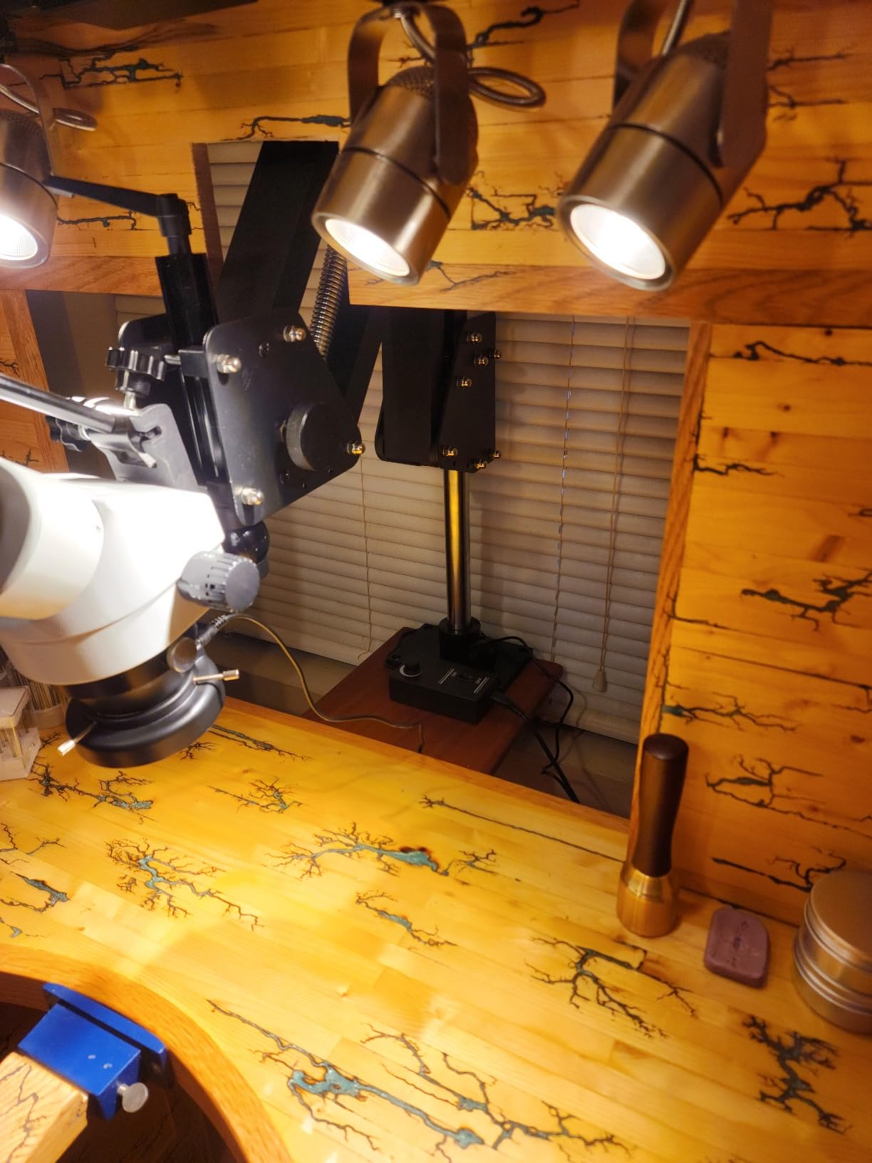 DZQ ZQ-1 Multi-Directional Microscope 7X-45X Magnification 0.5X Barlow Lens customer photo 1