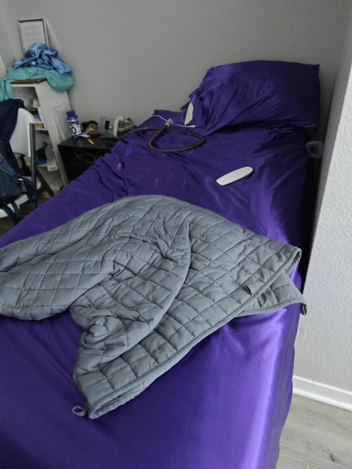 Split King Adjustable Bed Frame with Mattress - 14” Luxury Hybrid Mattress customer photo 1