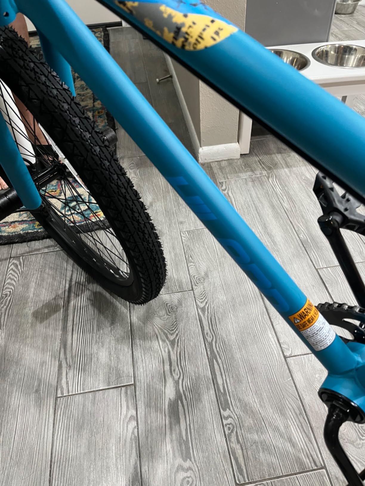 Hiland 24 26 inch BMX Bike for for Teen Bike and Adult Bikes, Beginner-Level BMX to Advanced Riders with 2 Pegs, Bicycles for Men and Women, Multiple Colors customer photo 1
