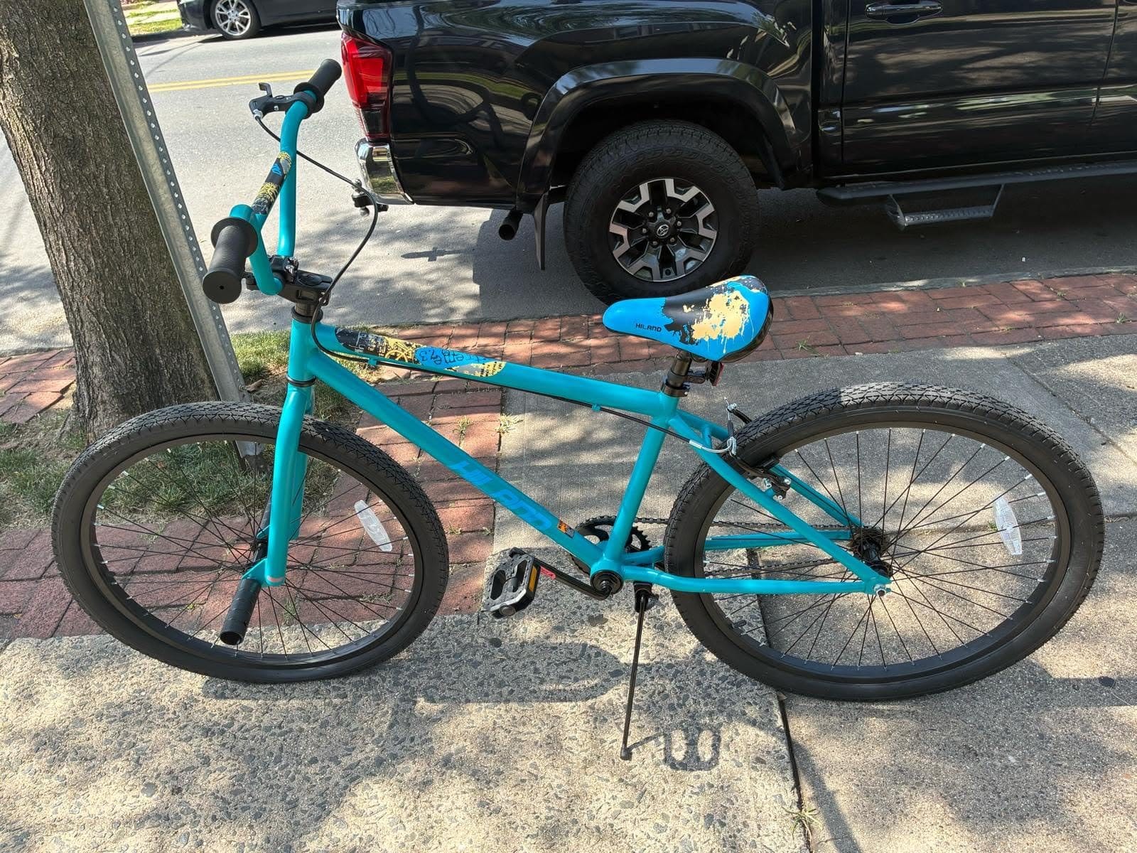 Hiland 24 26 inch BMX Bike for for Teen Bike and Adult Bikes, Beginner-Level BMX to Advanced Riders with 2 Pegs, Bicycles for Men and Women, Multiple Colors customer photo 2