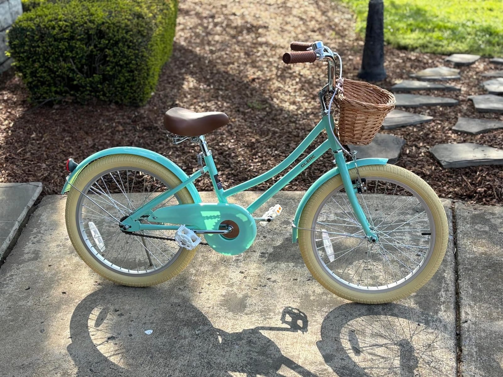 Glerc Little Molly 12-20 Inch Kids Retro Cruiser Bike for 2-13 Year Old with Wicker Basket & Training Wheels/Kickstand, Multiple Colors customer photo 2