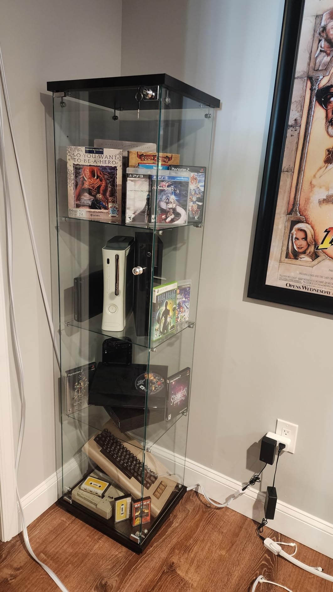 LFT HUIMEI2Y 4-Tier Glass Display Cabinet with Lock, Display Case Black customer photo 1