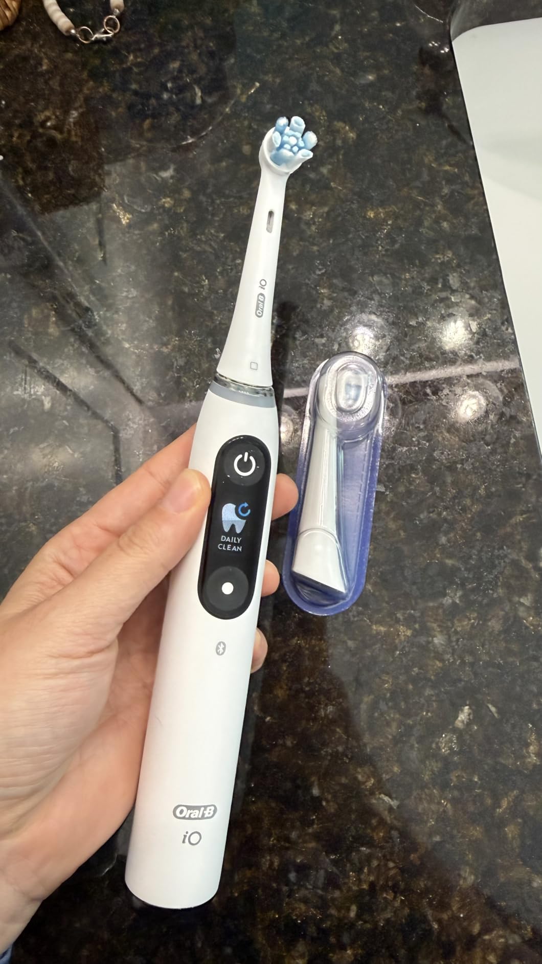 Oral-B iO Series 9 Electric Toothbrush with 4 Brush Heads, Aqua Alabaster customer photo 1