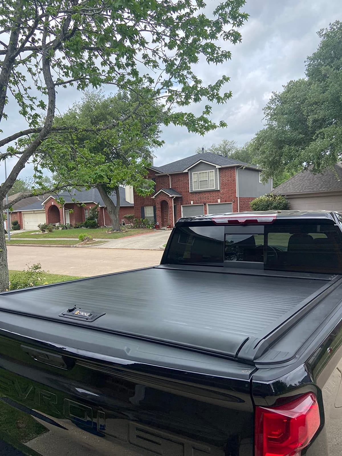 ONINE Retractable Hard Tonneau Cover for Chevy Silverado GMC Sierra 1500 | Fits 2019-2026 Model with 5.8ft(69.9