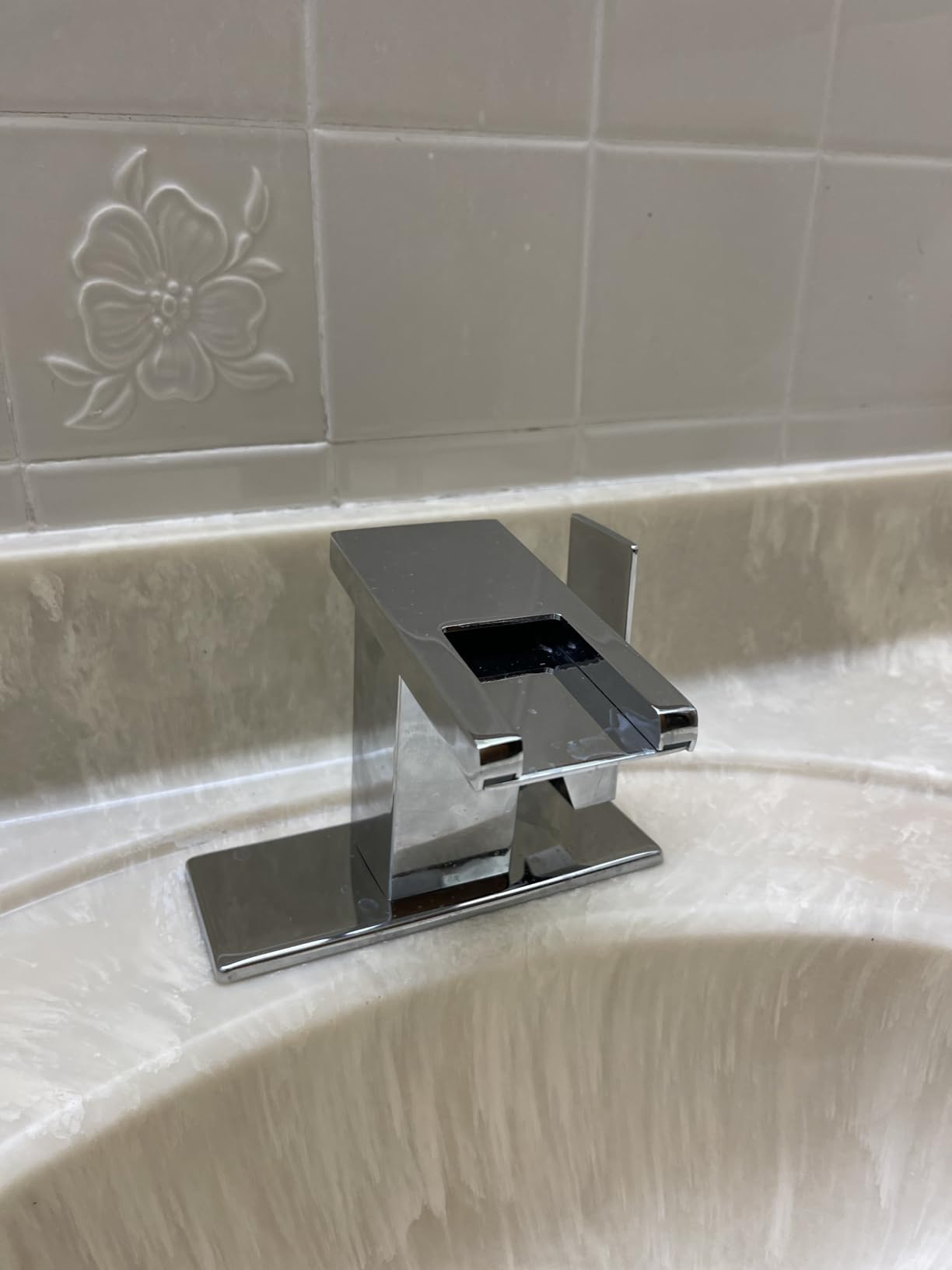 AVSIILE LED Bathroom Sink Faucet, Brushed Nickel, Waterfall, Side Handle customer photo 1