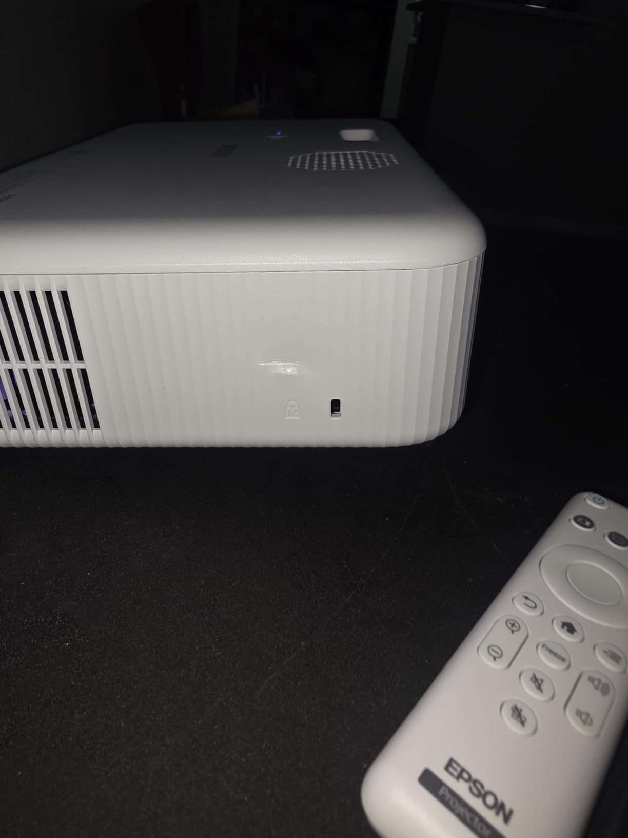 Epson EpiqVision Flex CO-FH02 Full HD 1080p Smart Streaming Projector customer photo 2