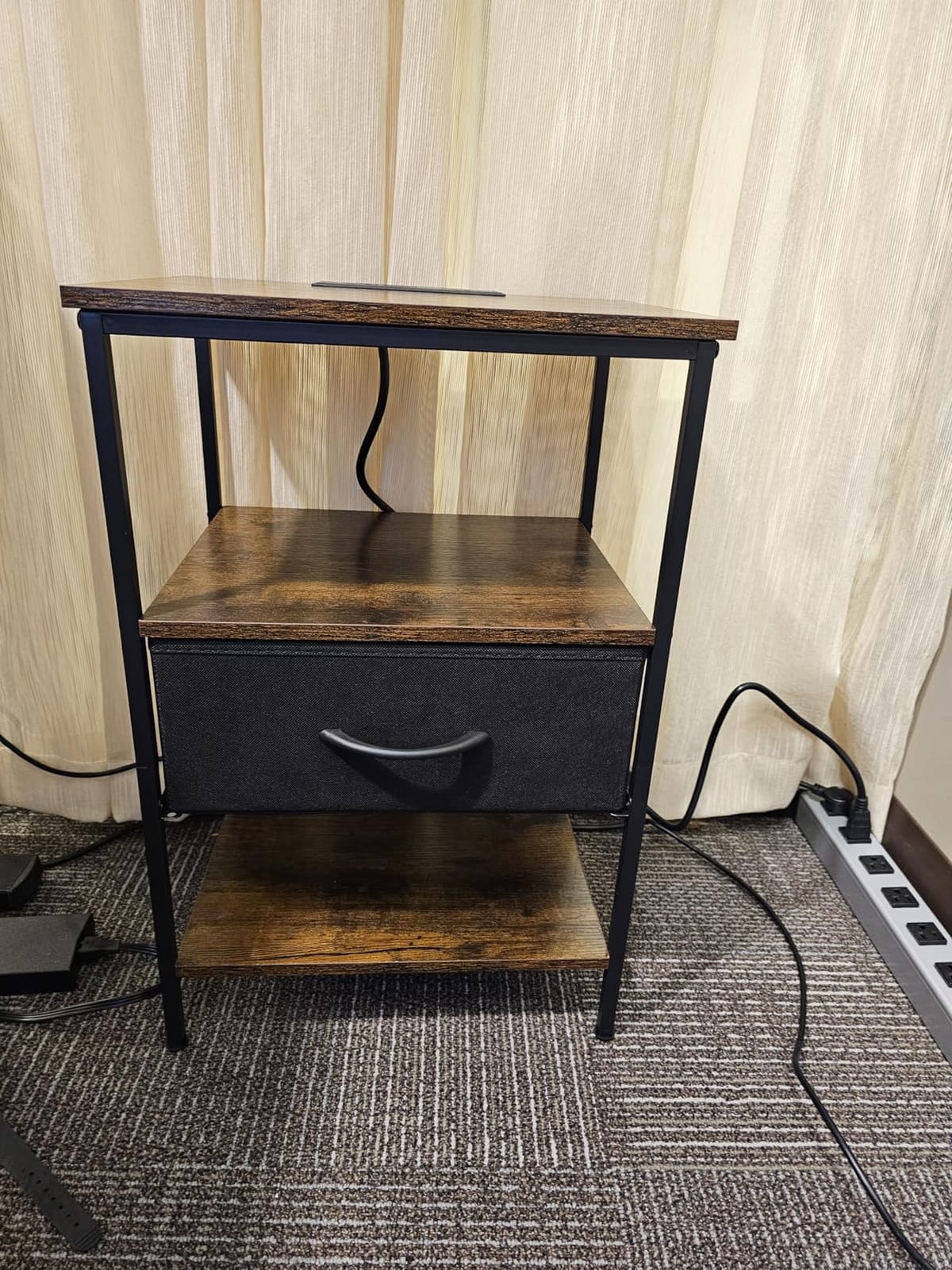 SUPERJARE Nightstand with Charging Station, USB-C Port, Bedside Table customer photo 2