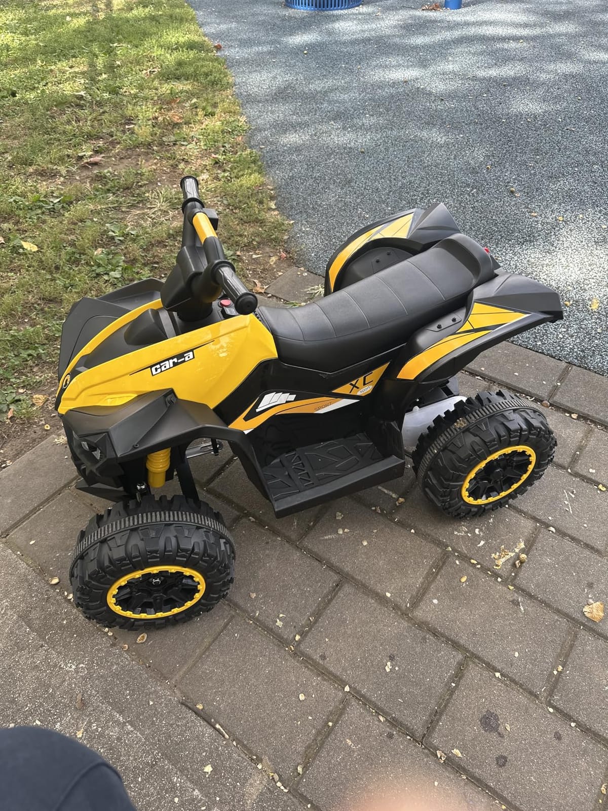 Aosom 12V Kids ATV Quad Car with Forward & Backward Function Ages 3+ Yellow customer photo 1