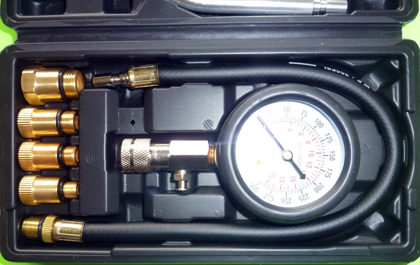 8PCS Compression Tester, Engine Compression Tester kit Professional Petrol Gas Engine Cylinder Pressure Gauge 0-300 PSI Automotive Tool for Motorcycle Car Truck(Plastic red) customer photo 1