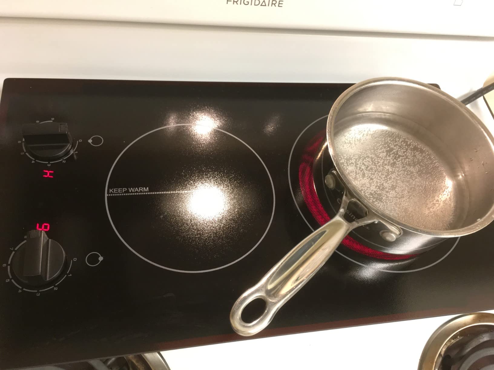 Karinear 110v Electric Cooktop 2 Burners, 12'' Electric Stove Top Plug in customer photo 2