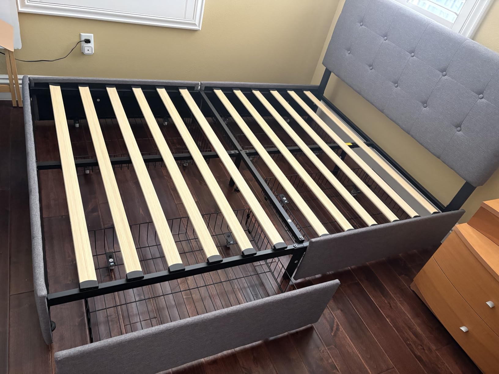 Allewie Queen Size Storage Bed Frame with 4 Underbed Drawers, Light Grey customer photo 1