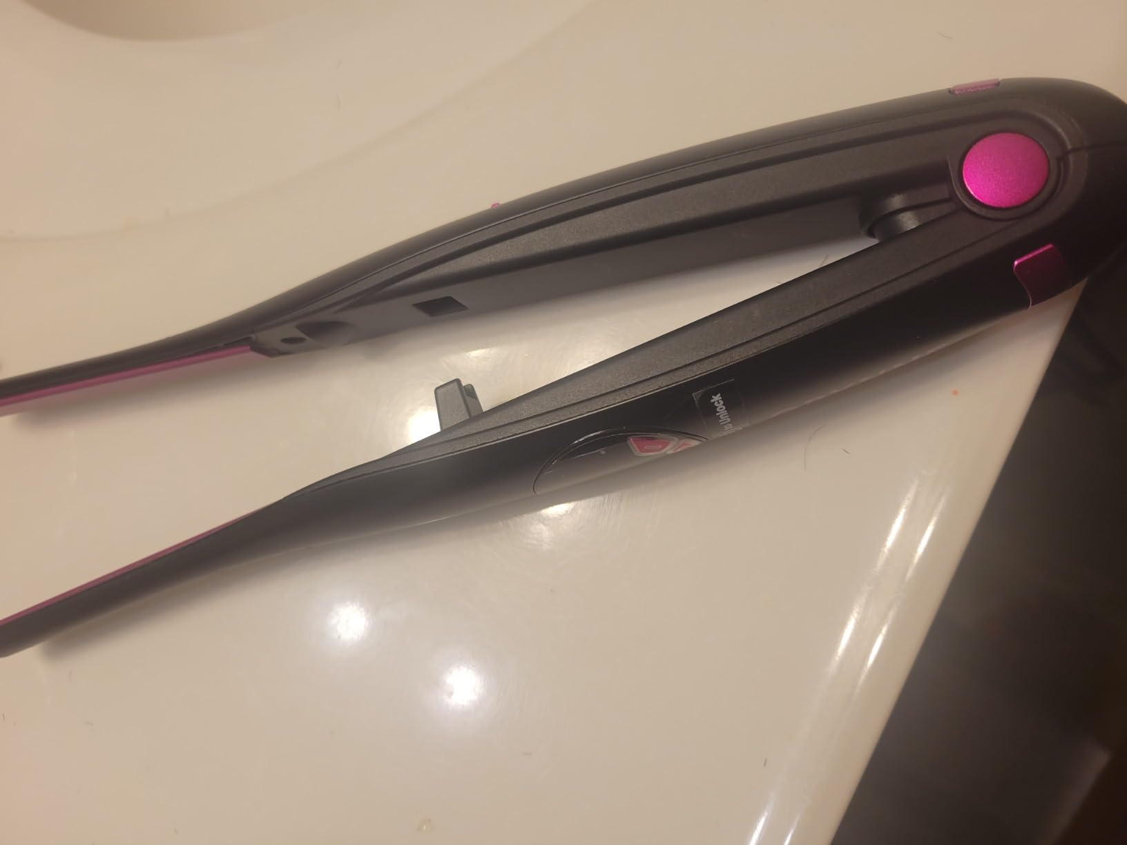 ORYNNE Small Flat Irons for Short Hair, 5s Ultra Fast Heat Up Pencil Flat Iron, Negative Ions Mini Flat Iron for Edges, 3/10'' Travel Mini Hair Straightener with Digital Temp Control, Easy to Use customer photo 1