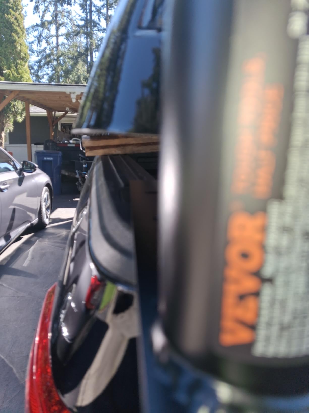 VEVOR Extendable Steel Truck Ladder Rack - 800 lbs Capacity, 46-71 inch, Non-Drilling for Kayak, Surfboard, Lumber, Ladder | 800 lbs Capacity, Steel, Non-Drilling J-bolts, Heavy Duty Truck Bed Rack, For Kayak, Surfboard, Lumber, Ladder customer photo 2