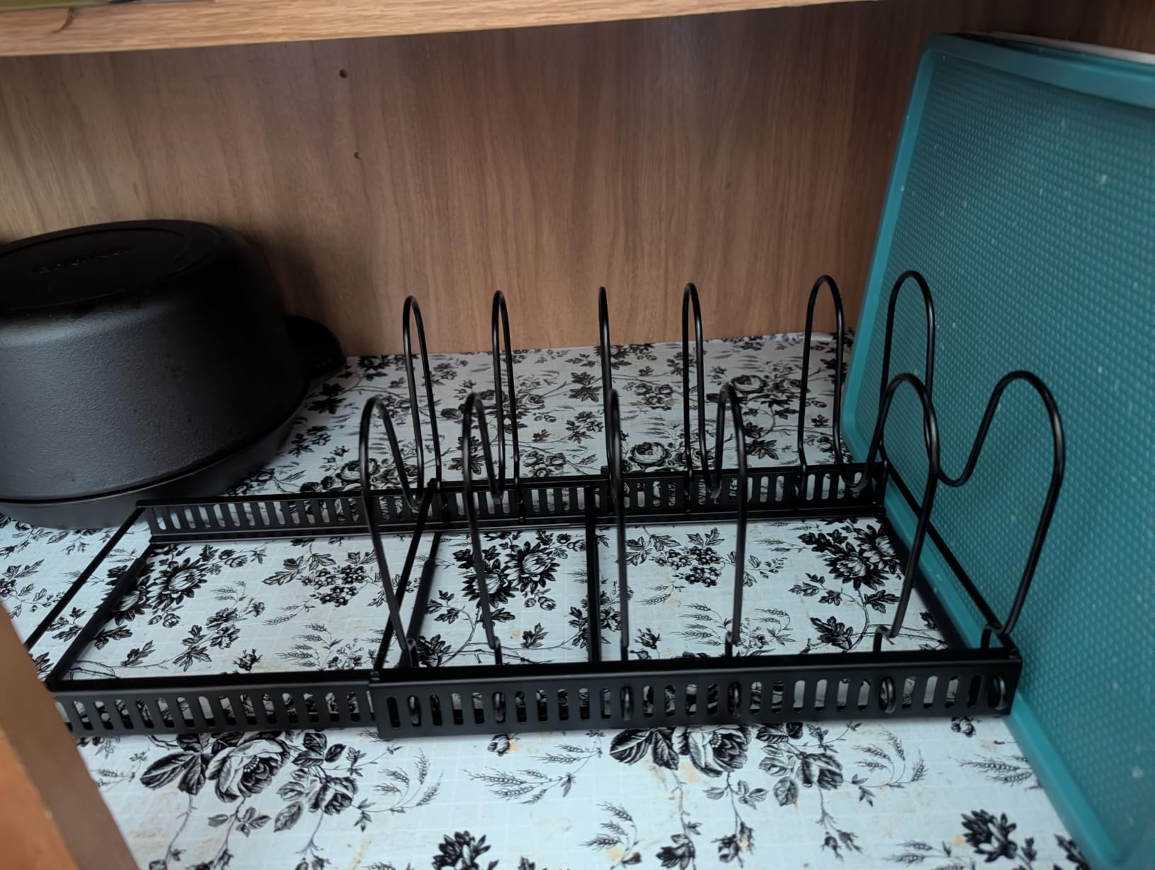 MUDEELA Expandable Pot Pan Lid Organizers inside Cabinet, 10 Divider-Black customer photo 2