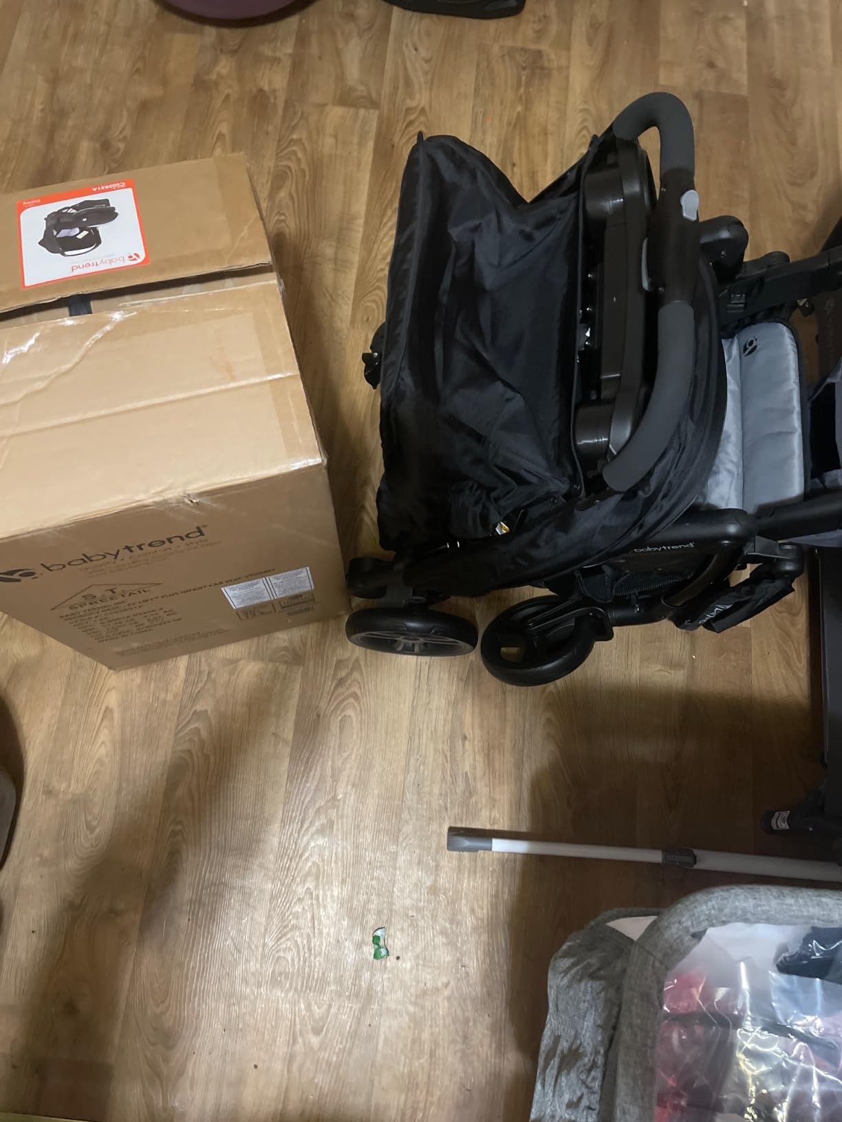 Baby Trend Sit N' Stand Double Stroller & 2 EZ-Lift Car Seats, Modern Khaki customer photo 2