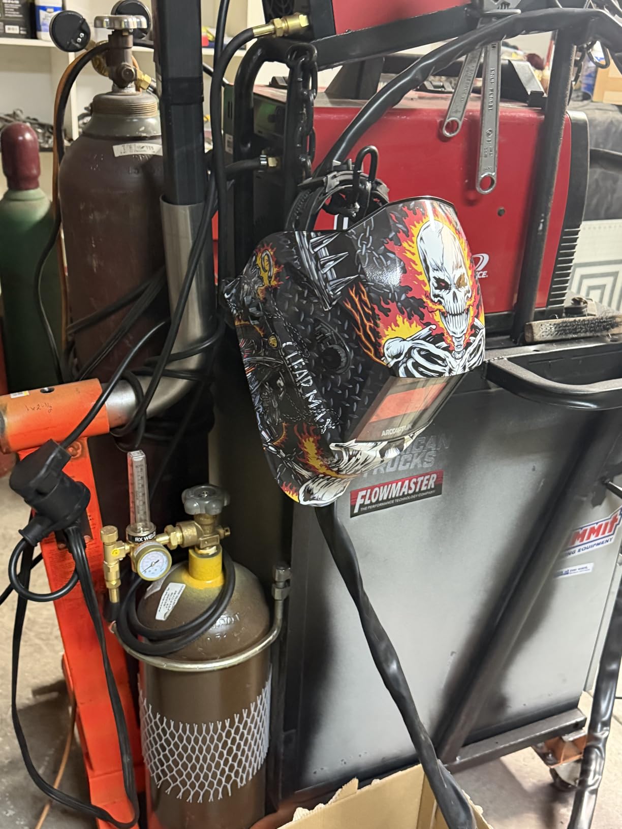 ARCCAPTAIN Welding Helmet Auto Darkening, 1/25000s Response, Shade 4/9-13 customer photo 2