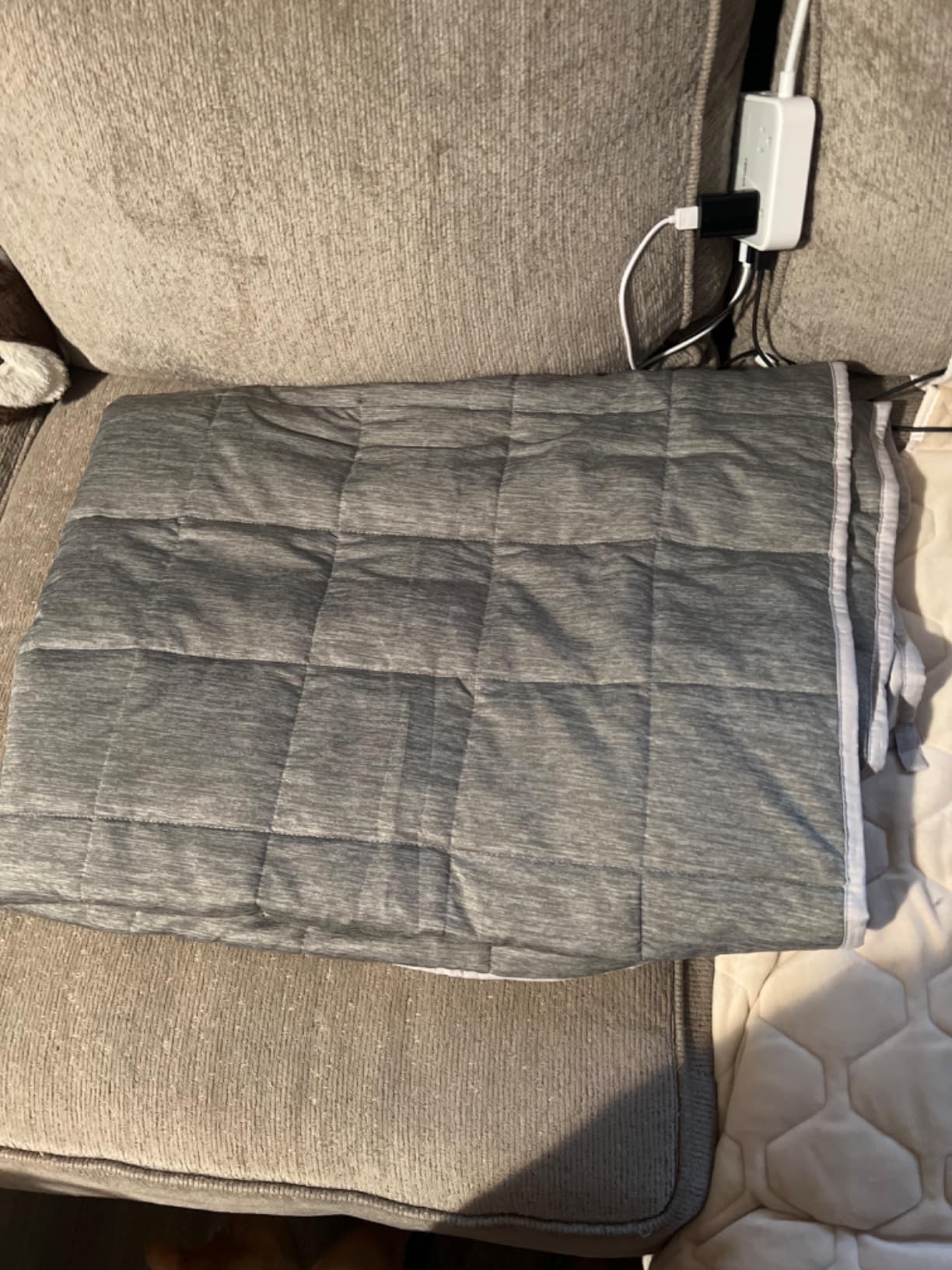 Satwip Weighted Blanket Queen Size 15 LBS, Cooling Weighted Blanket for Hot Sleepers, Cool Moire Jersey with Soft Breathable Sanded, 60 x 80 inches 15 Pounds, Purple customer photo 2