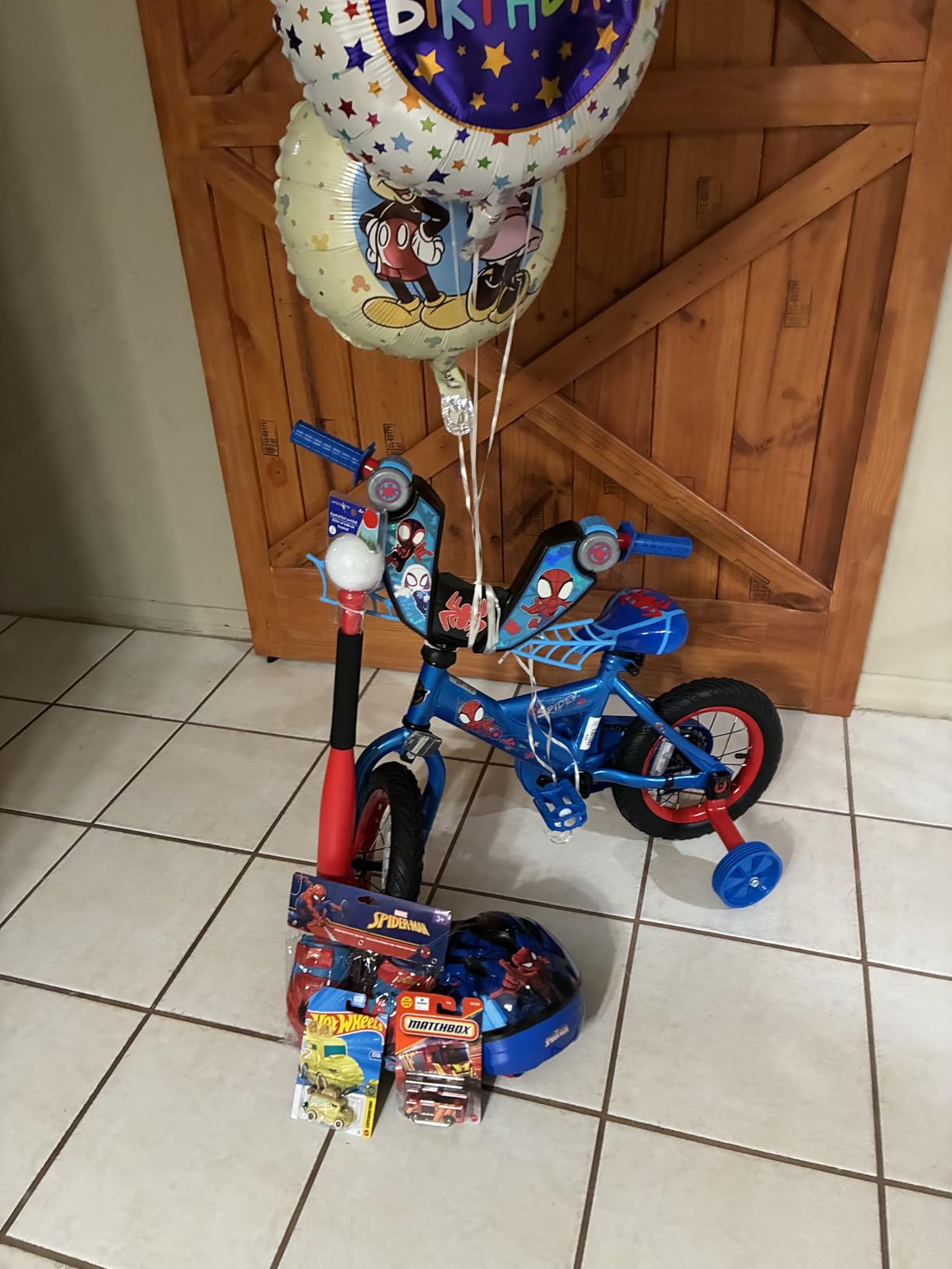 Huffy Disney and Marvel 12/16 Inch Boys Bikes, Multiple Color Options customer photo 1