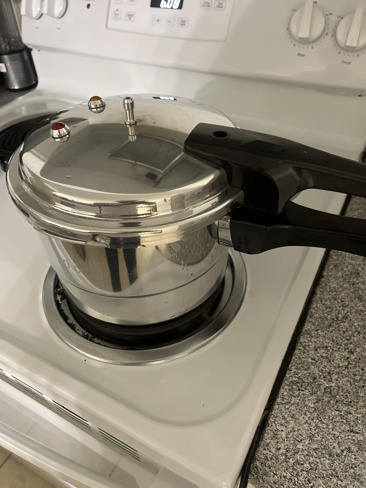 WantJoin 8Qt Aluminum Pressure Cooker w/Release Valve & Multiple Protective Devices,Pressure Canner Compatible with Gas & Induction Cooker,Canner Rack Included customer photo 2