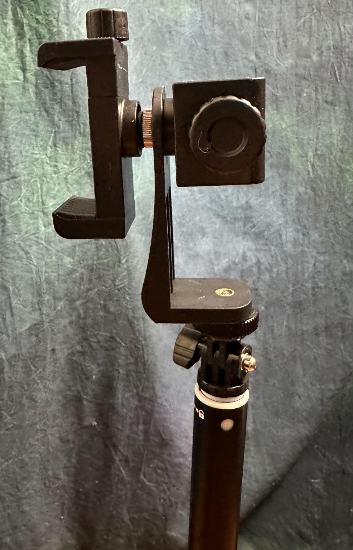 Teleprompter iPhone & Android, Double Phone Holder for Video Recording, Neewer Teleprompter Kit, The Collapsing Design Allows for Easy Storage and Transport (67